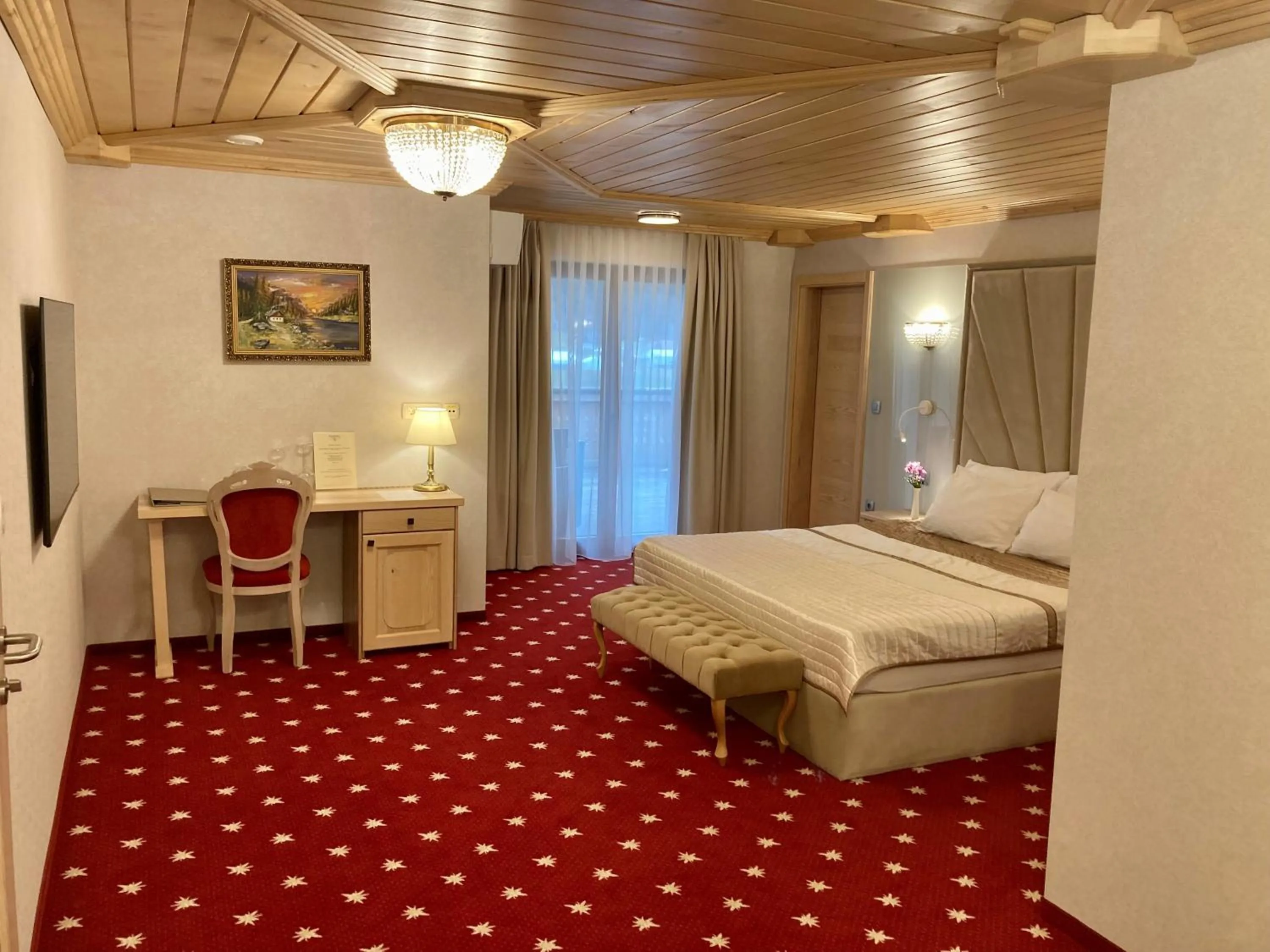 Property building, Bed in Hotel Planinka