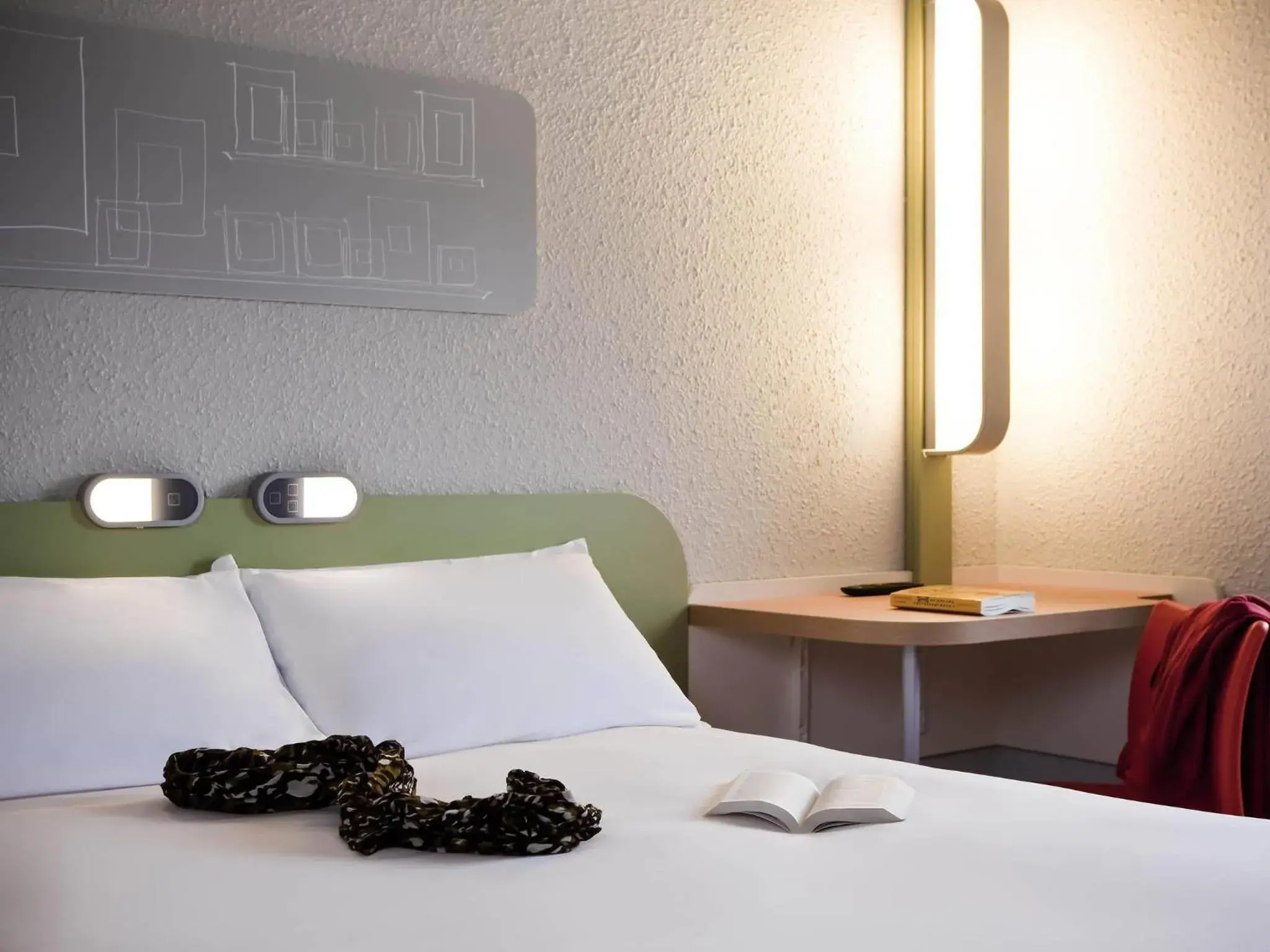 Double Room in ibis budget Pontault Combault RN4 Marne La Vallée Double Room in ibis budget Pontault Combault RN4 Marne La Vallée