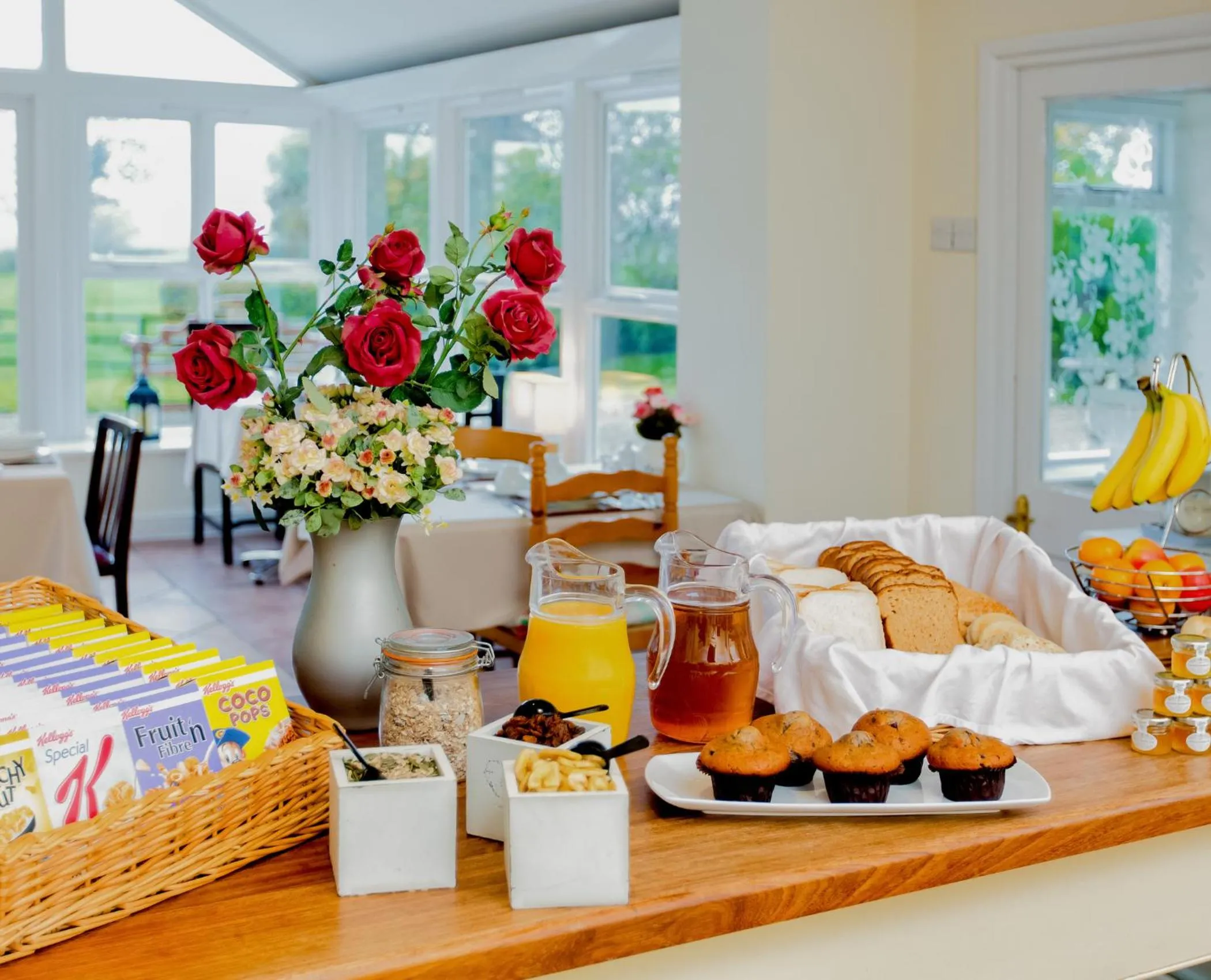 Dining area in Knoll Hill Farm, The Place To Stay