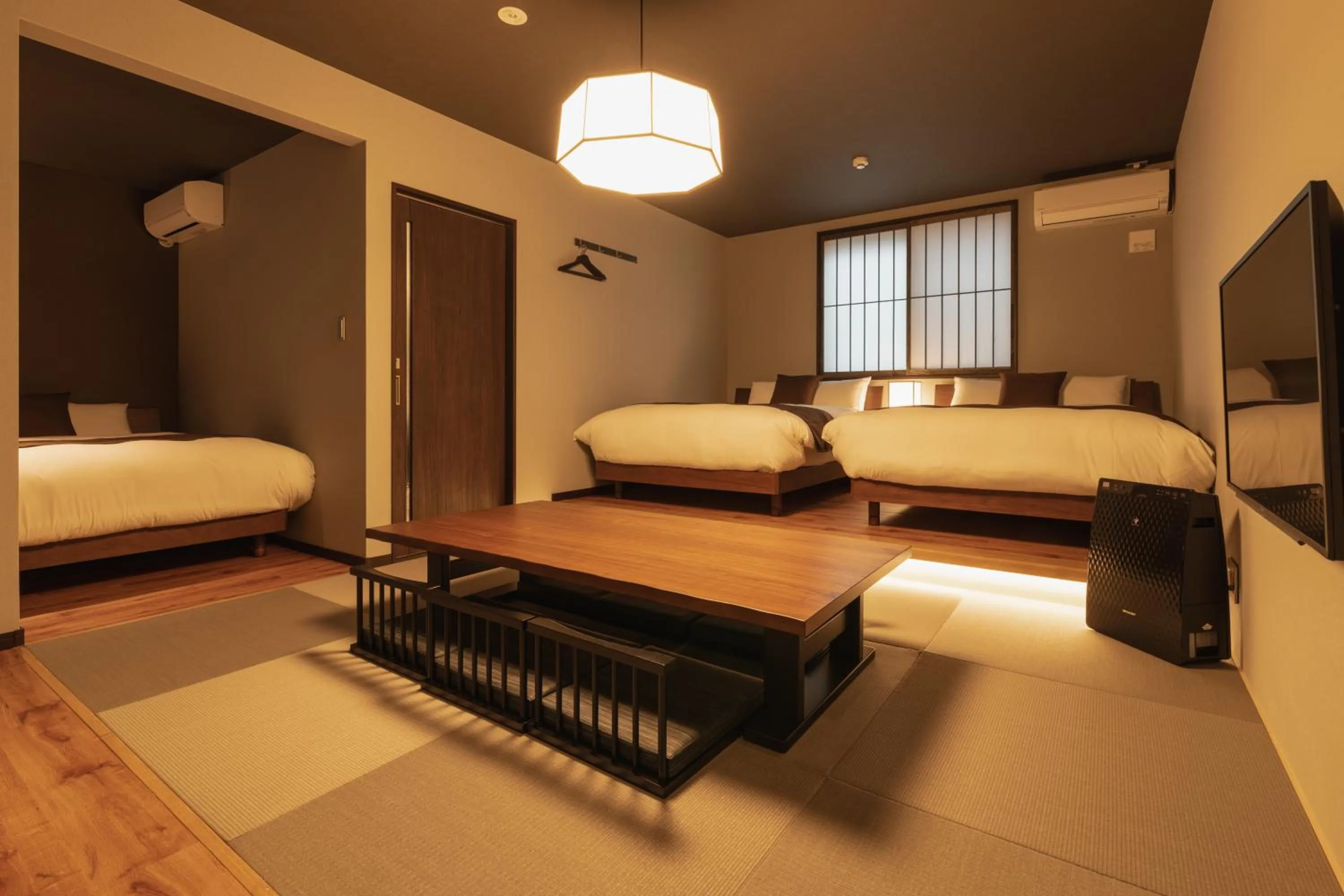 Living room, Bed in BEPPU RIKYU