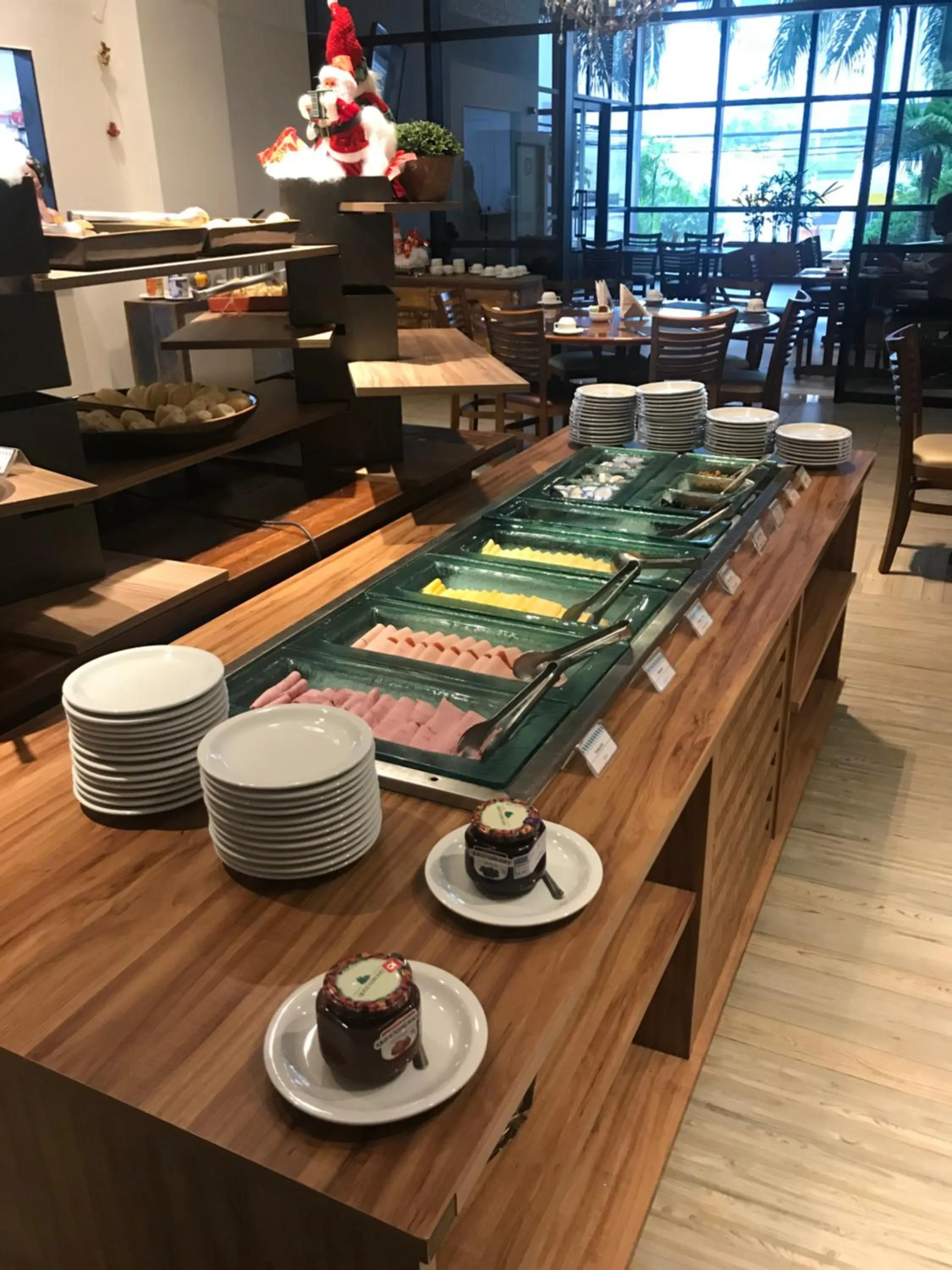 Restaurant/places to eat in Boulevard Residencial