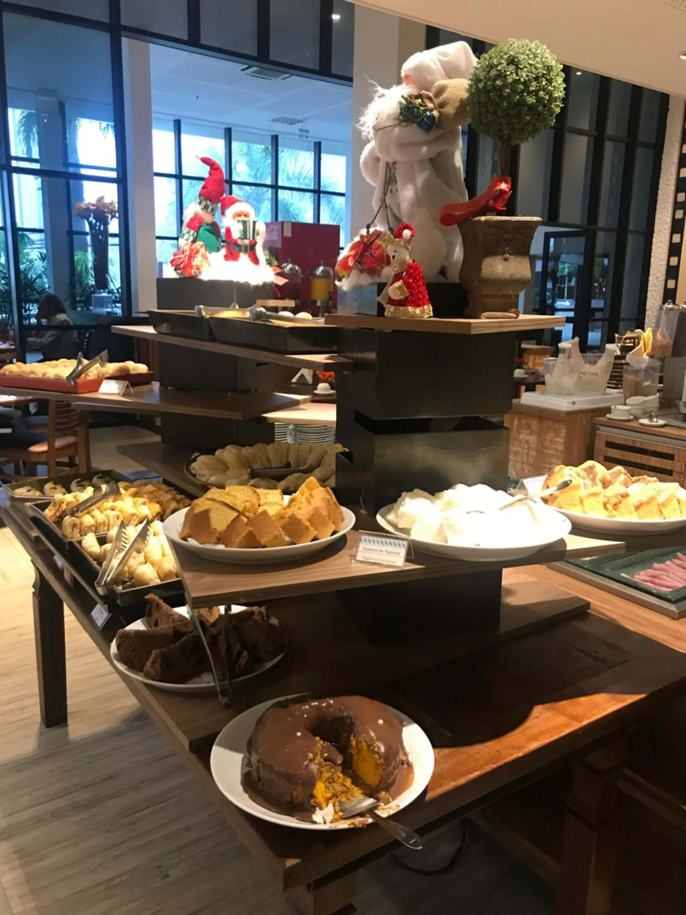 Restaurant/places to eat in Boulevard Residencial