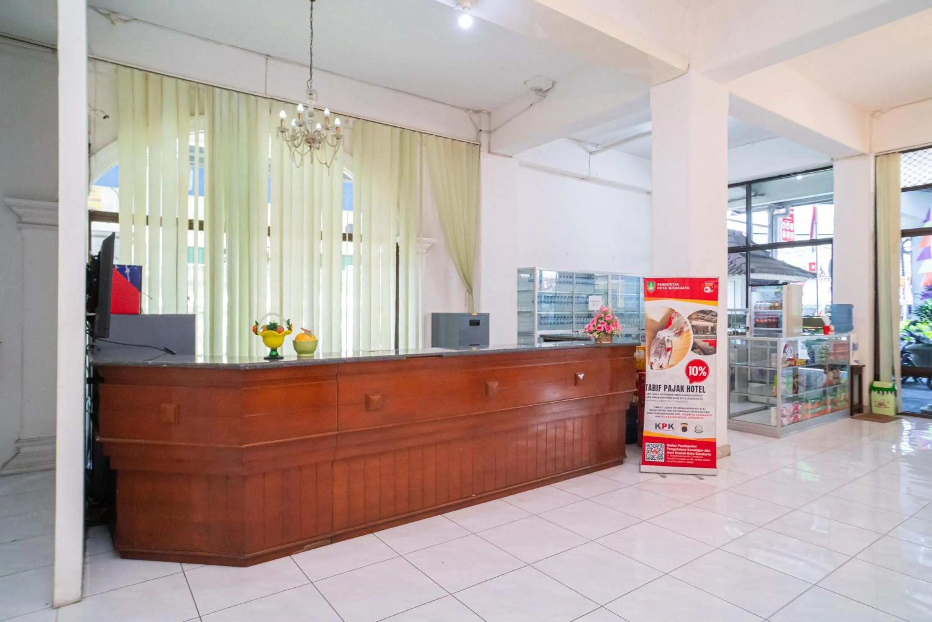 Lobby or reception in RedDoorz Plus at Hotel Surya Solo