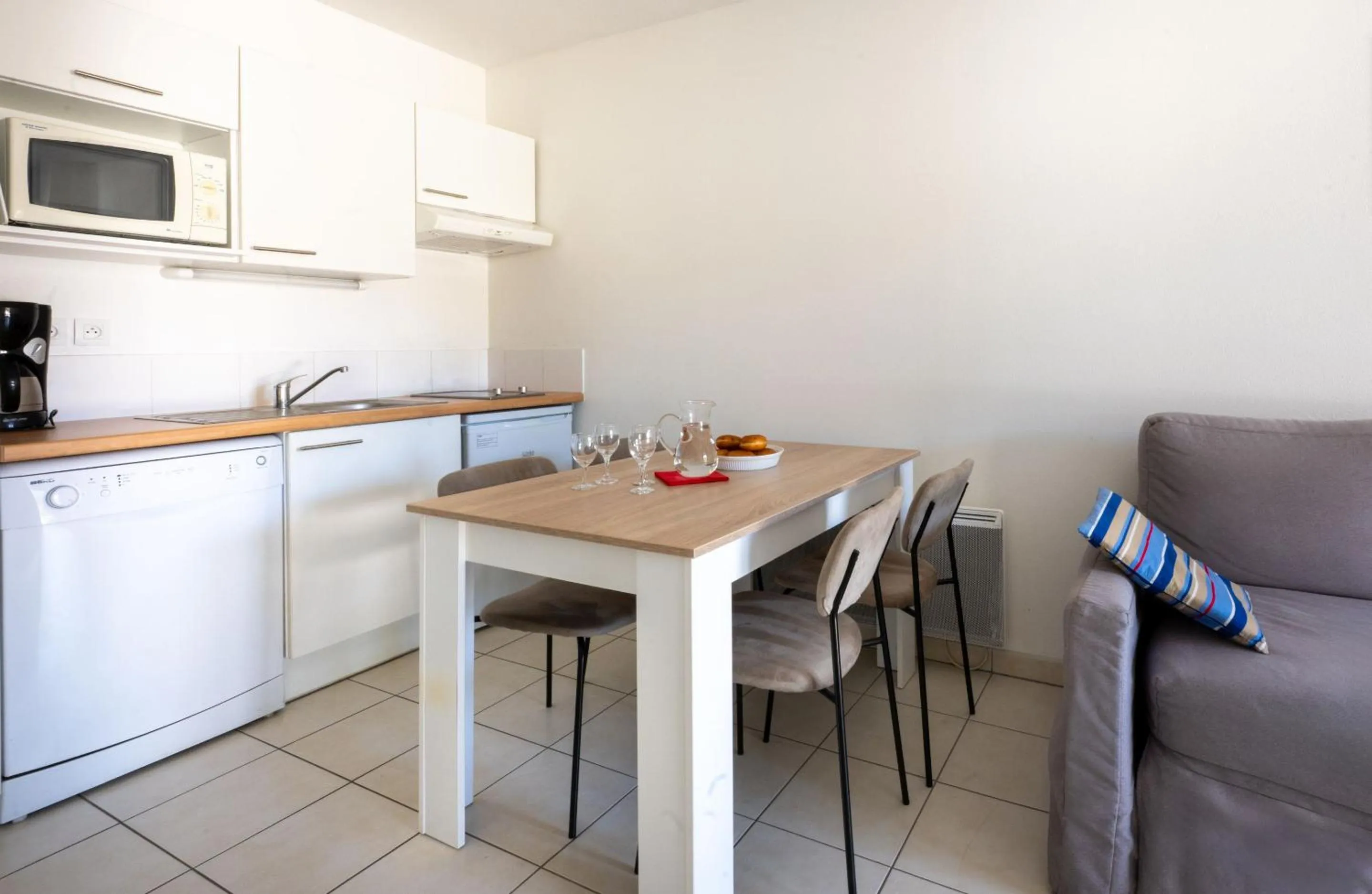 Dining area in Résidence Odalys Le Petit Pont