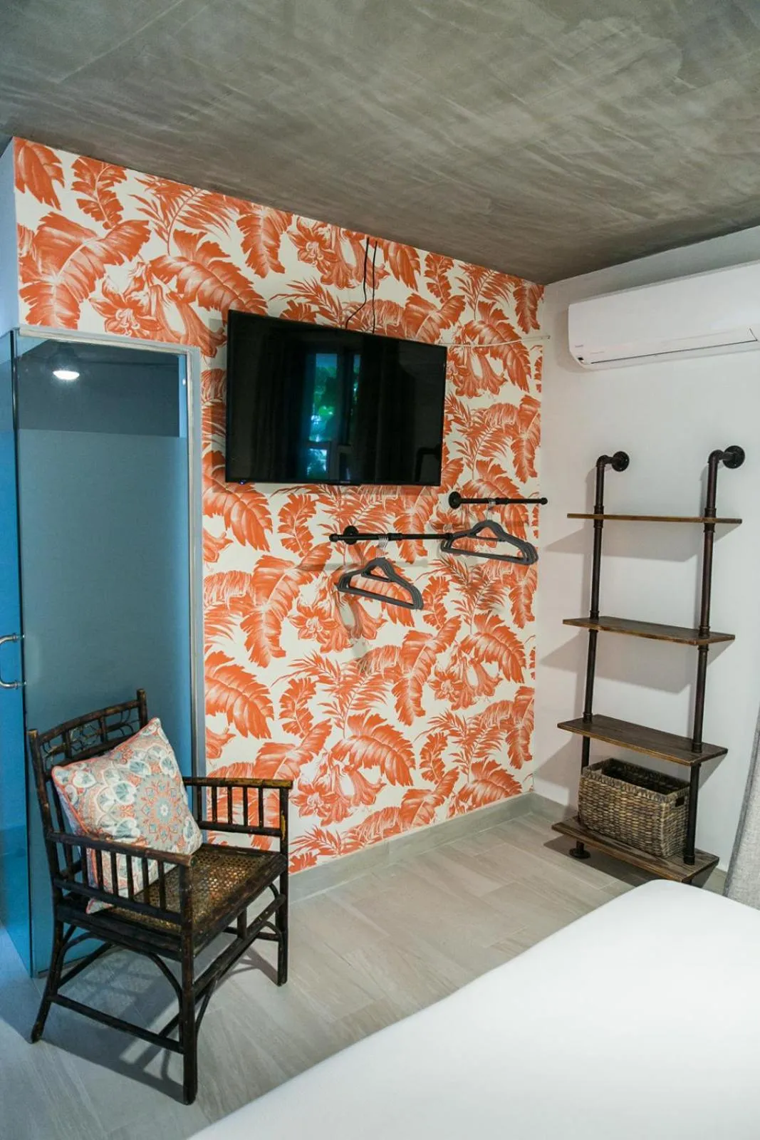 Bed in Numero Uno Beach House