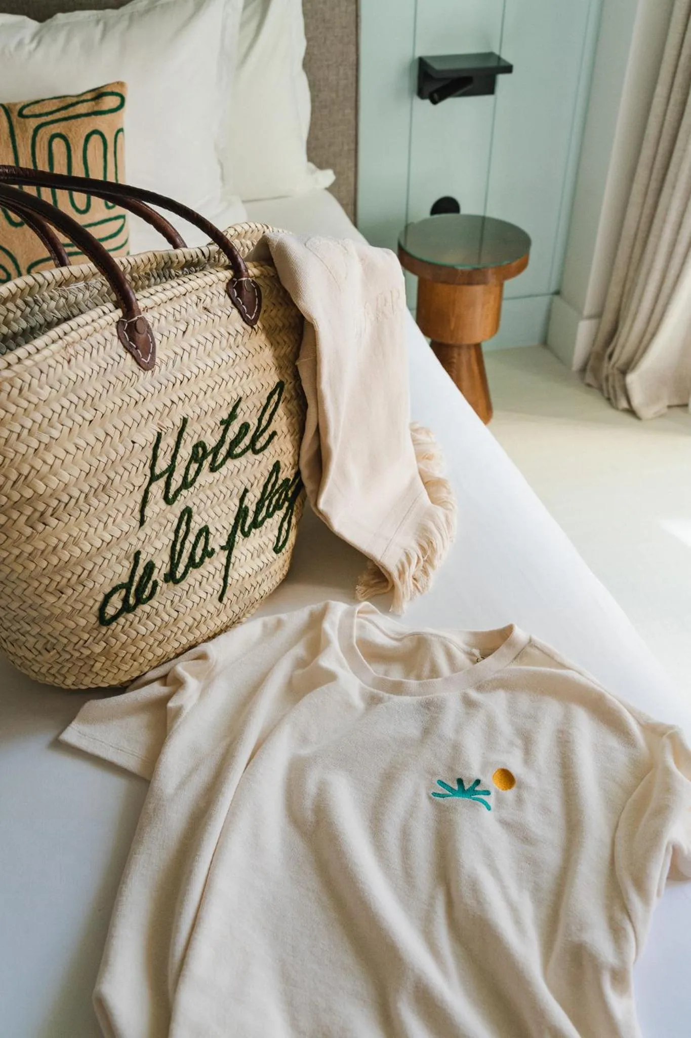 On-site shops, Bed in Hôtel de La Plage