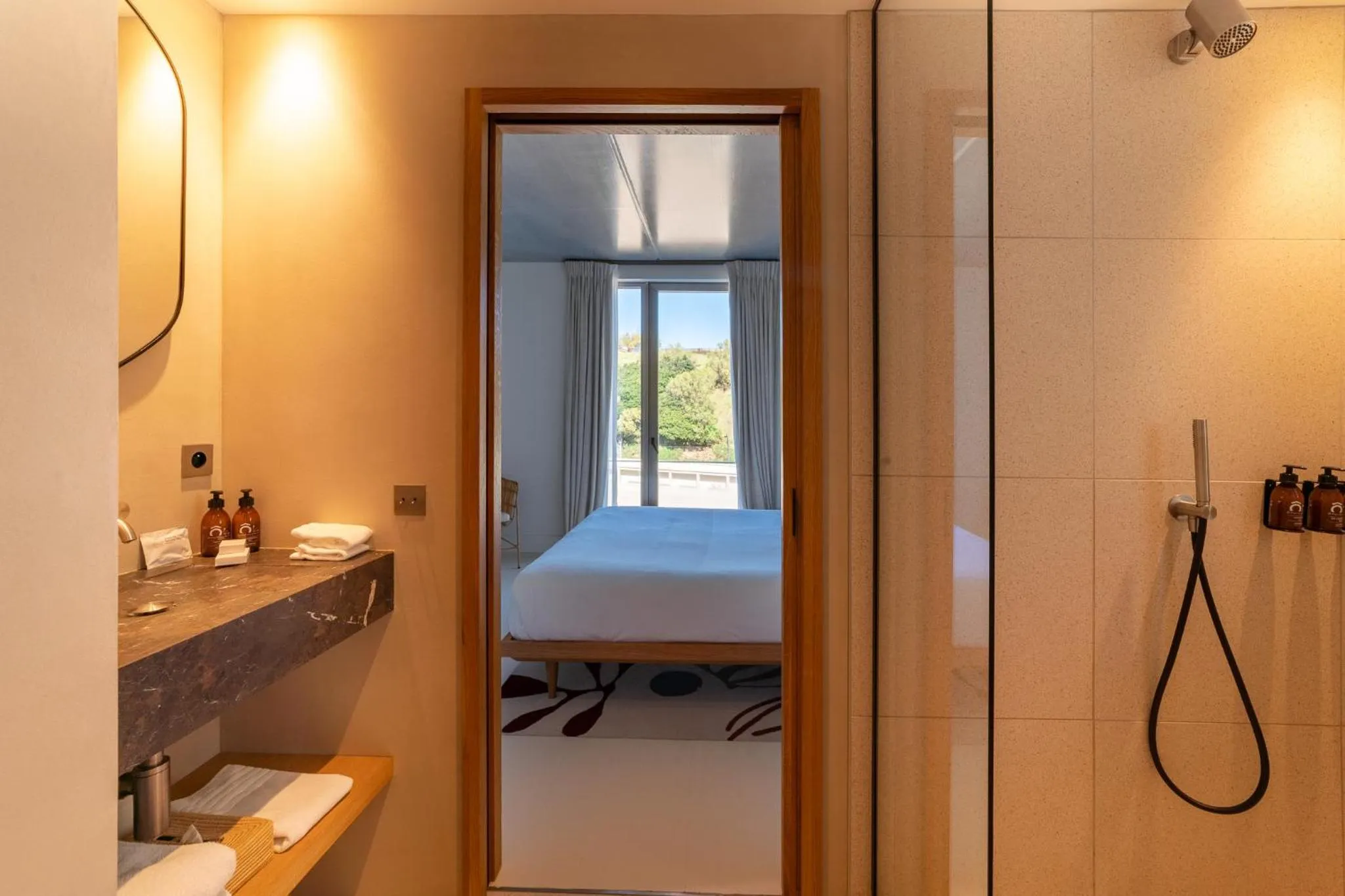 Bathroom, Bed in Hôtel de La Plage