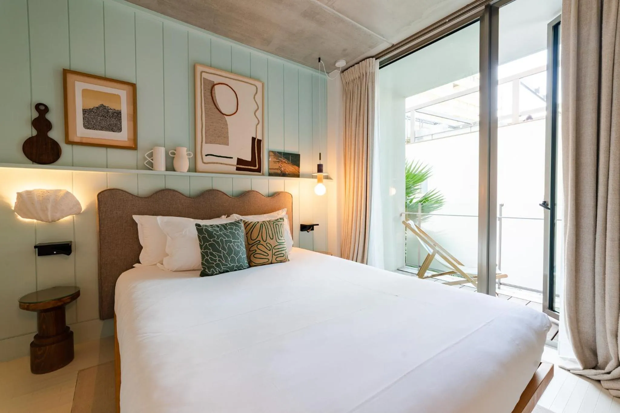 Photo of the whole room, Bed in Hôtel de La Plage
