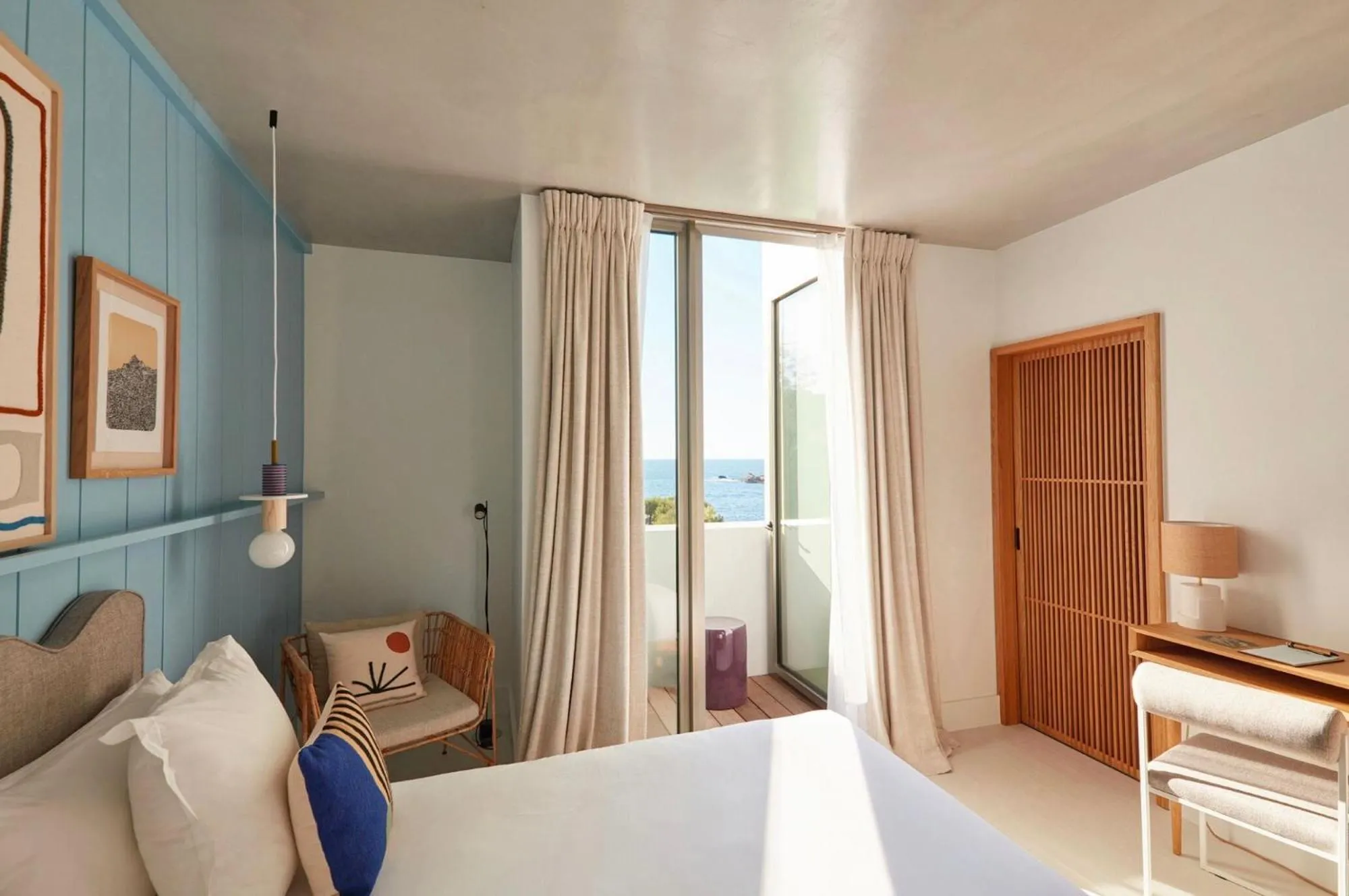 Photo of the whole room, Bed in Hôtel de La Plage