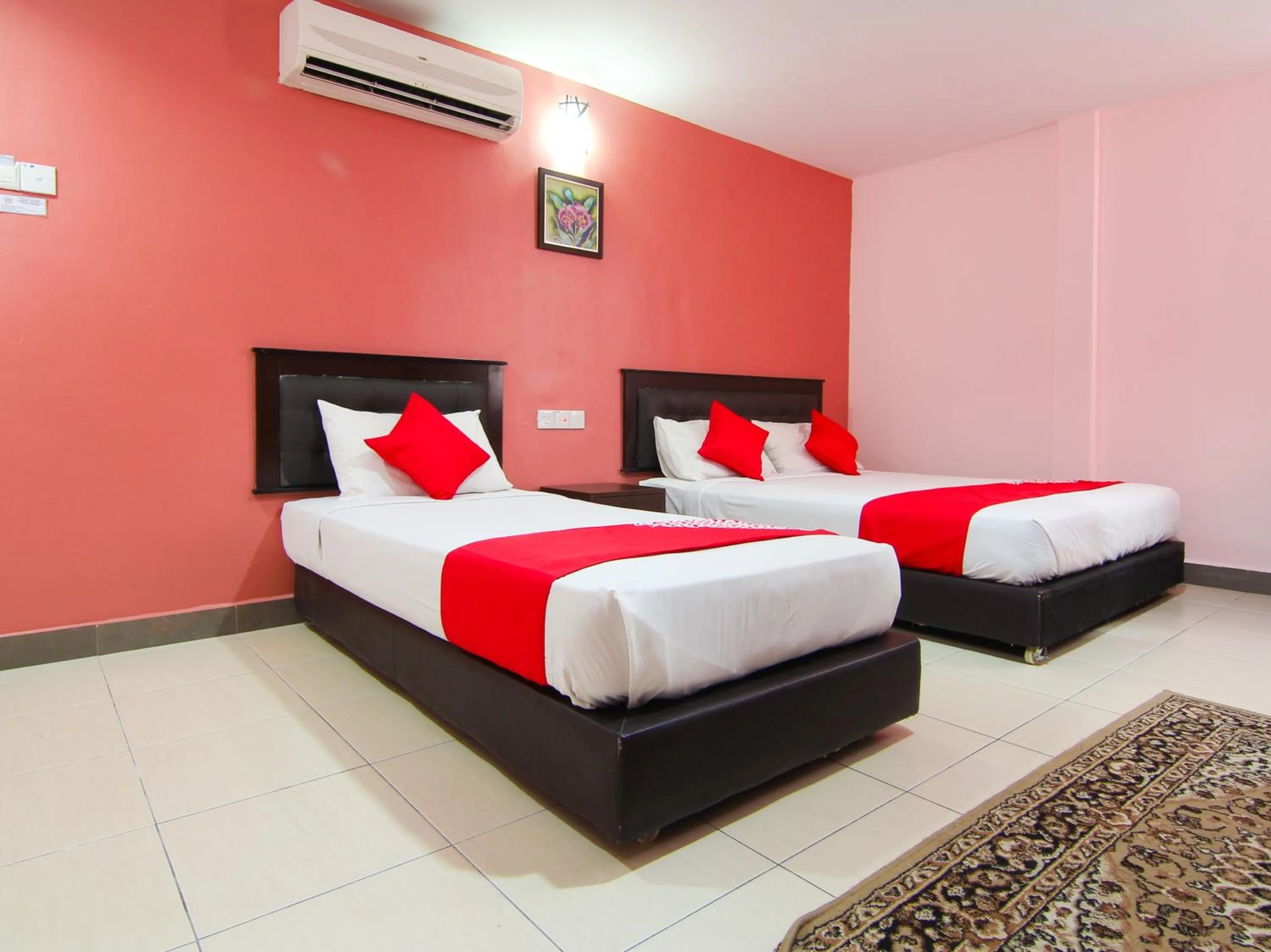Superior Suite in OYO 11343 Hotel Putra Iskandar