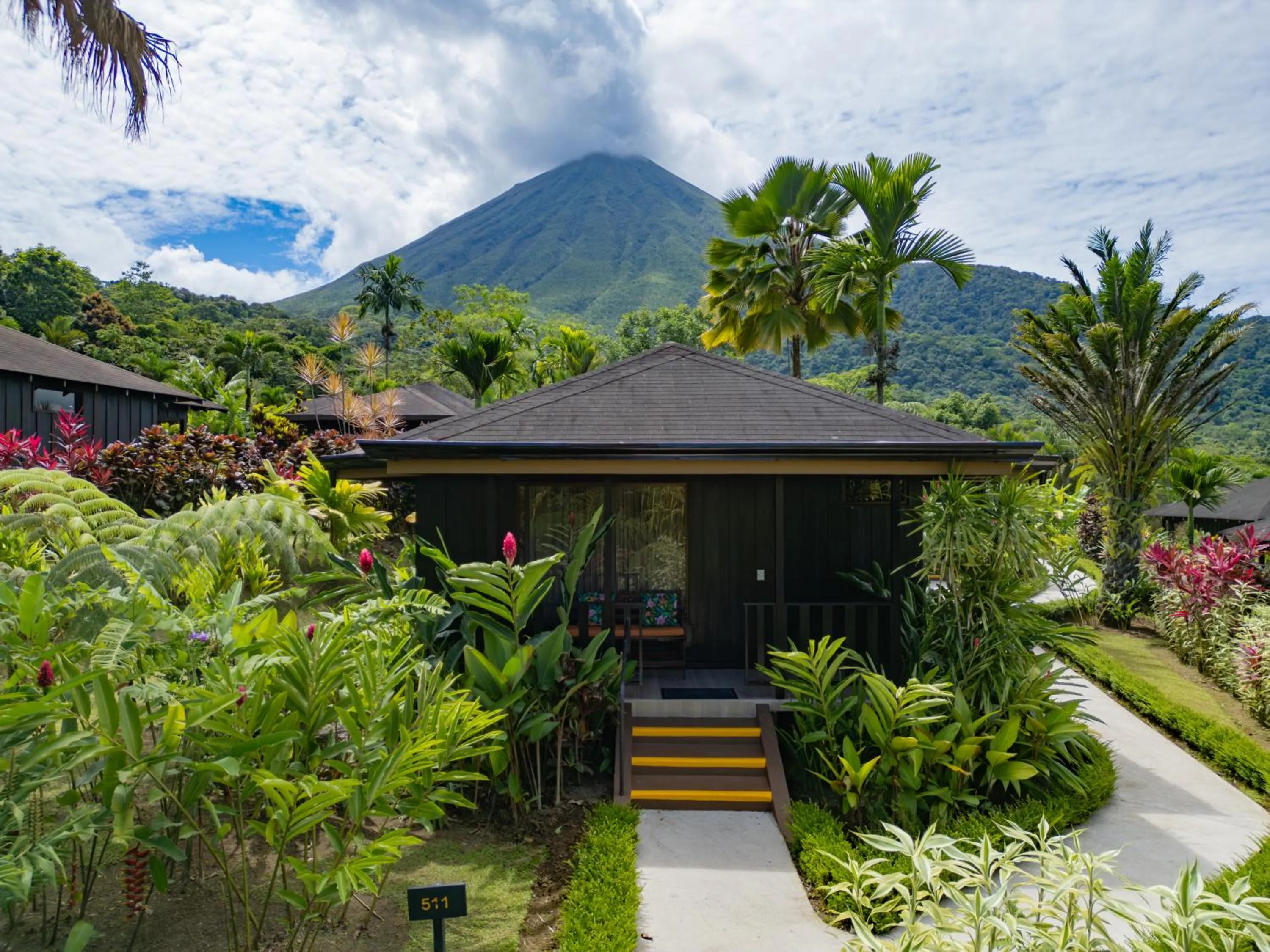 Property building in Hotel Lomas del Volcan