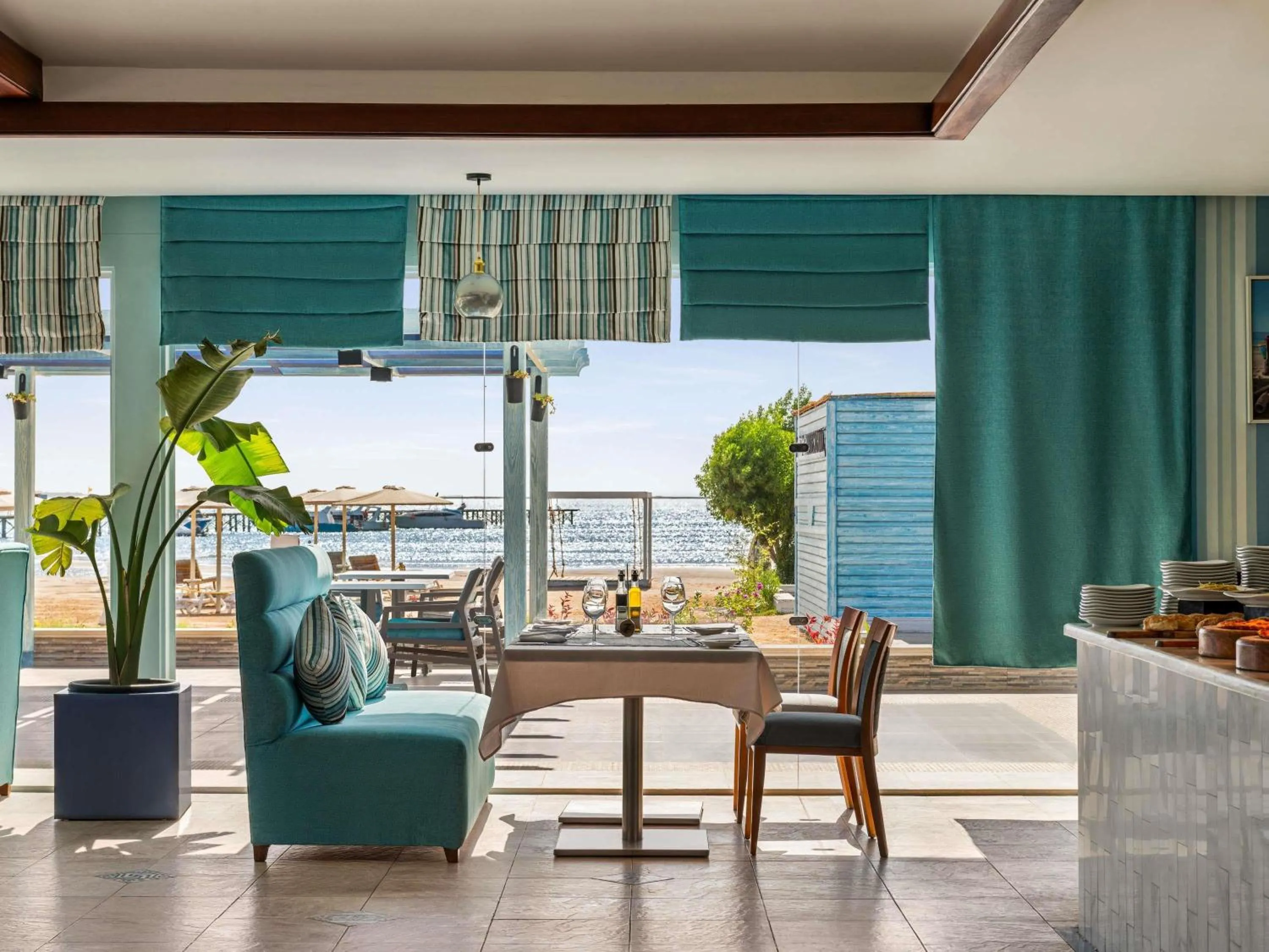 Restaurant/places to eat in Movenpick Waterpark Resort & Spa Soma Bay