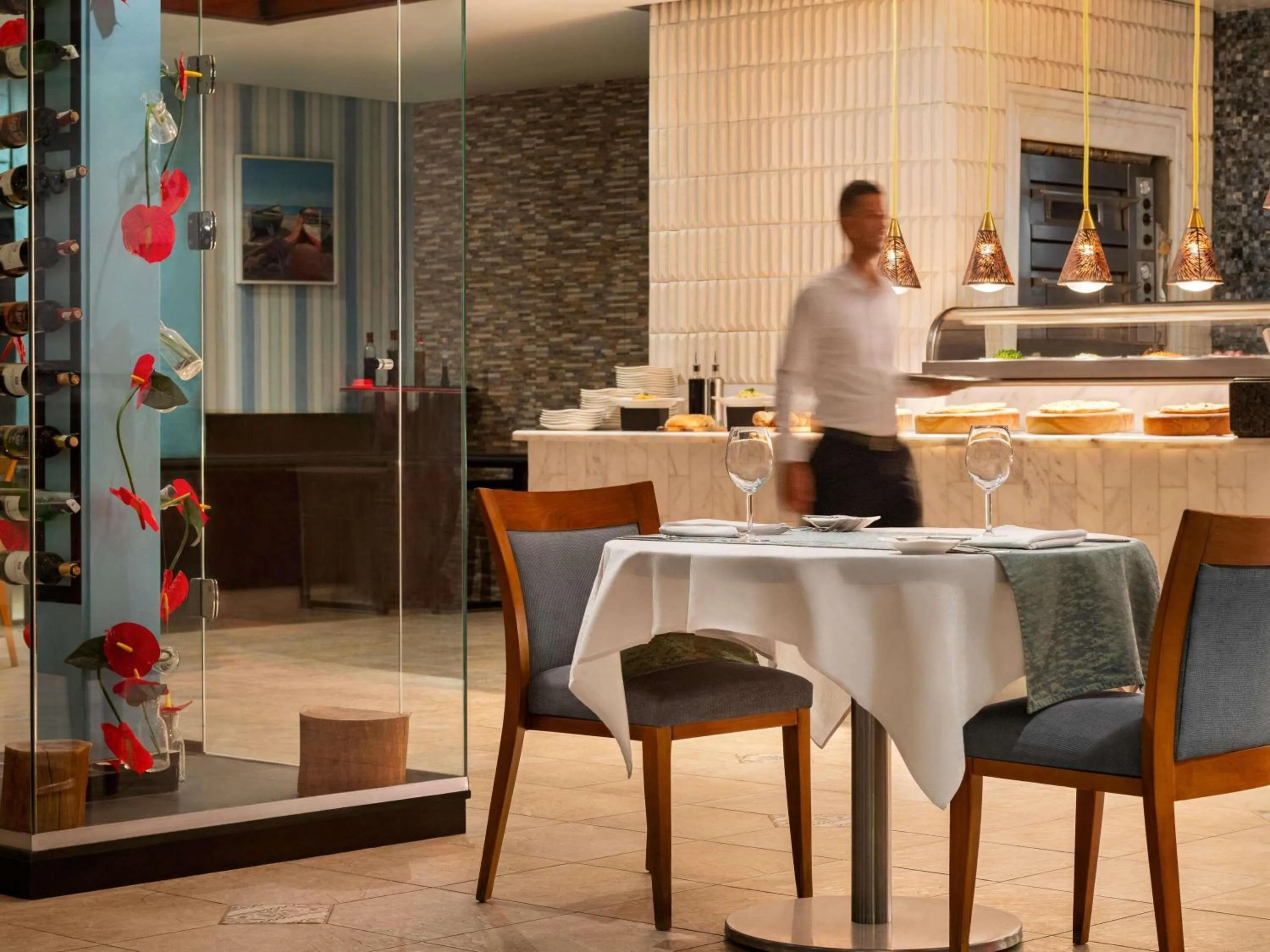 Restaurant/places to eat in Movenpick Waterpark Resort & Spa Soma Bay