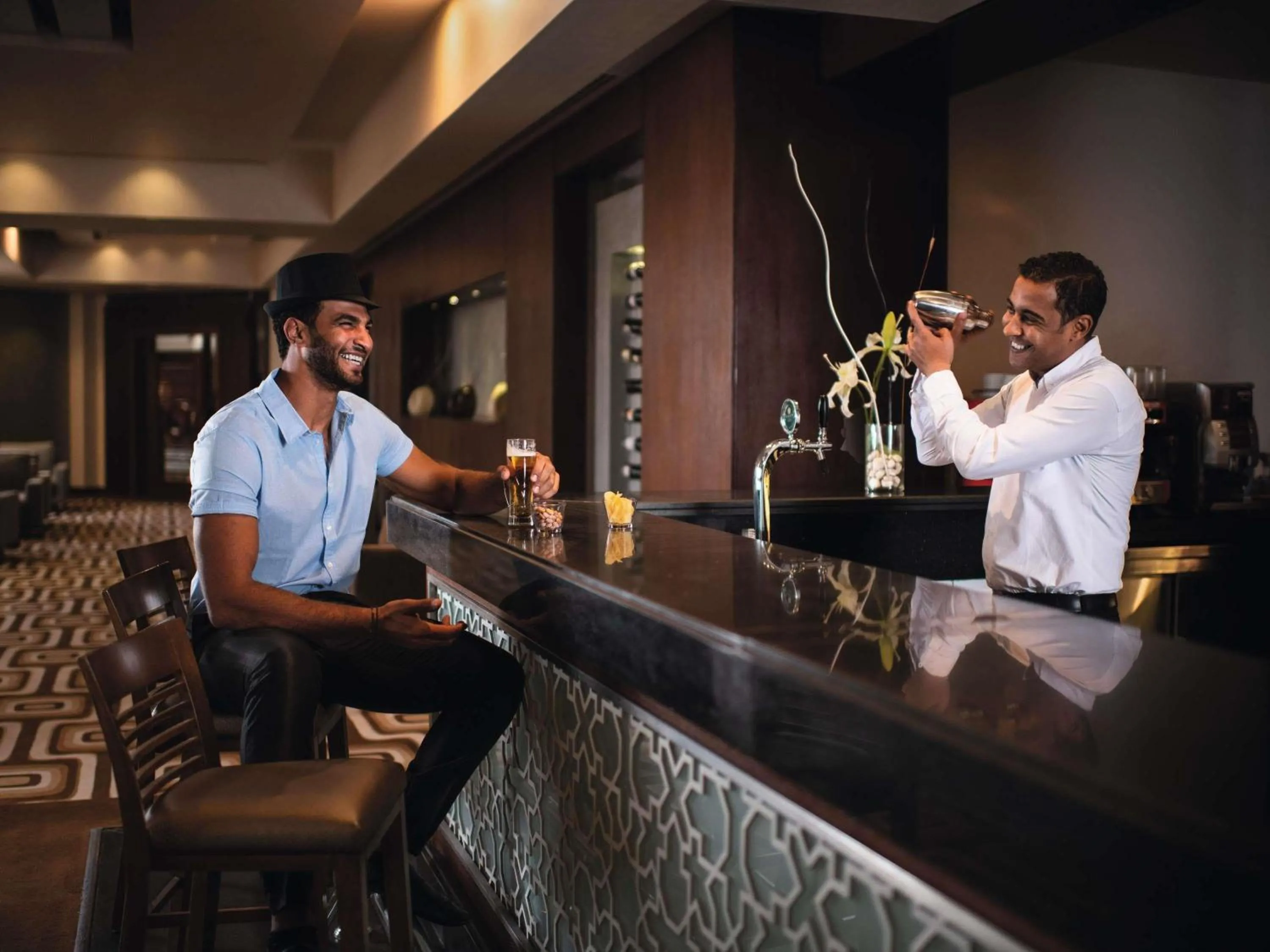 Lounge or bar in Movenpick Waterpark Resort & Spa Soma Bay