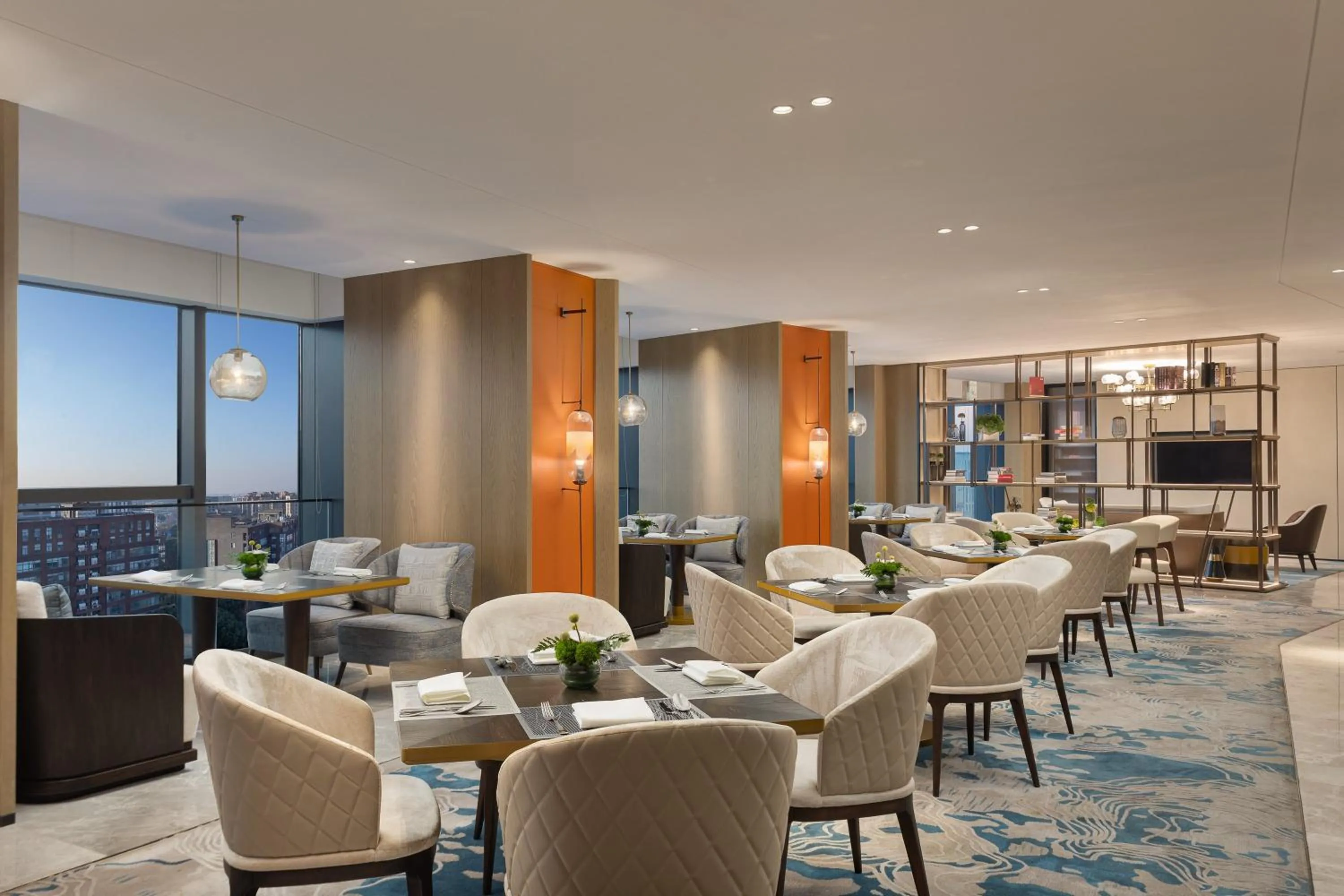 Lounge or bar in voco Shanghai Hongqiao Hub by IHG