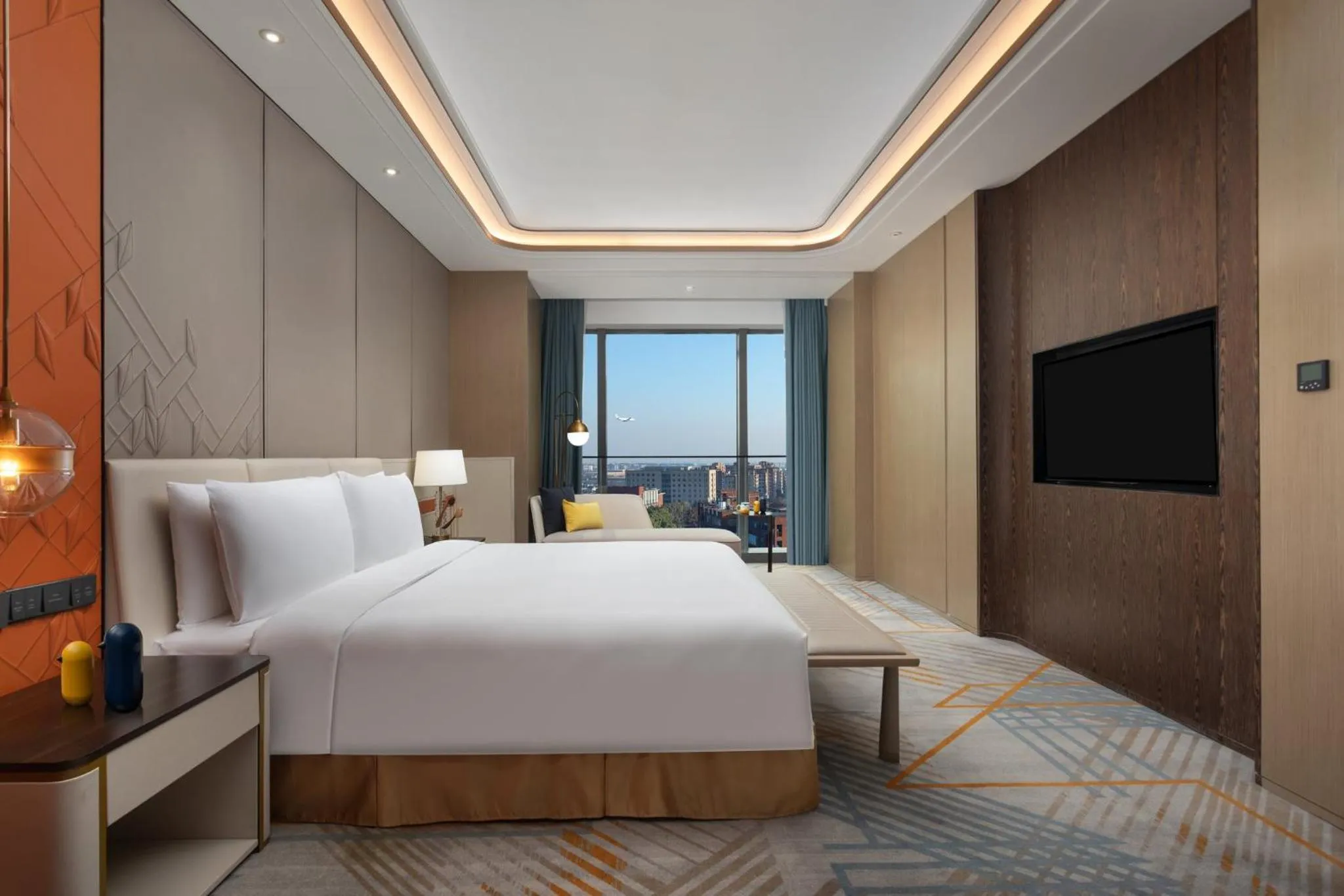 Photo of the whole room, Bed in voco Shanghai Hongqiao Hub by IHG