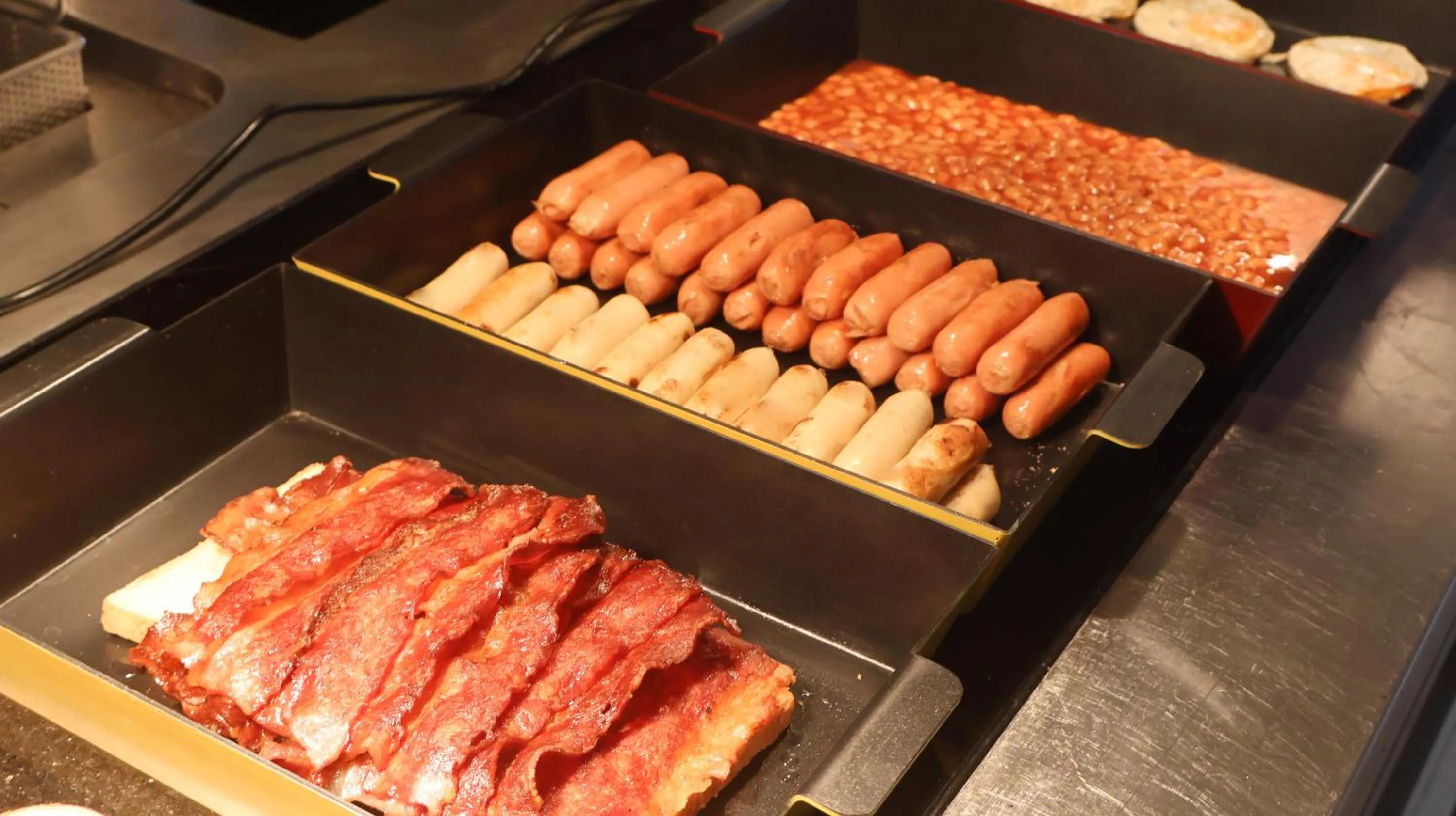 Breakfast in voco Shanghai Hongqiao Hub by IHG