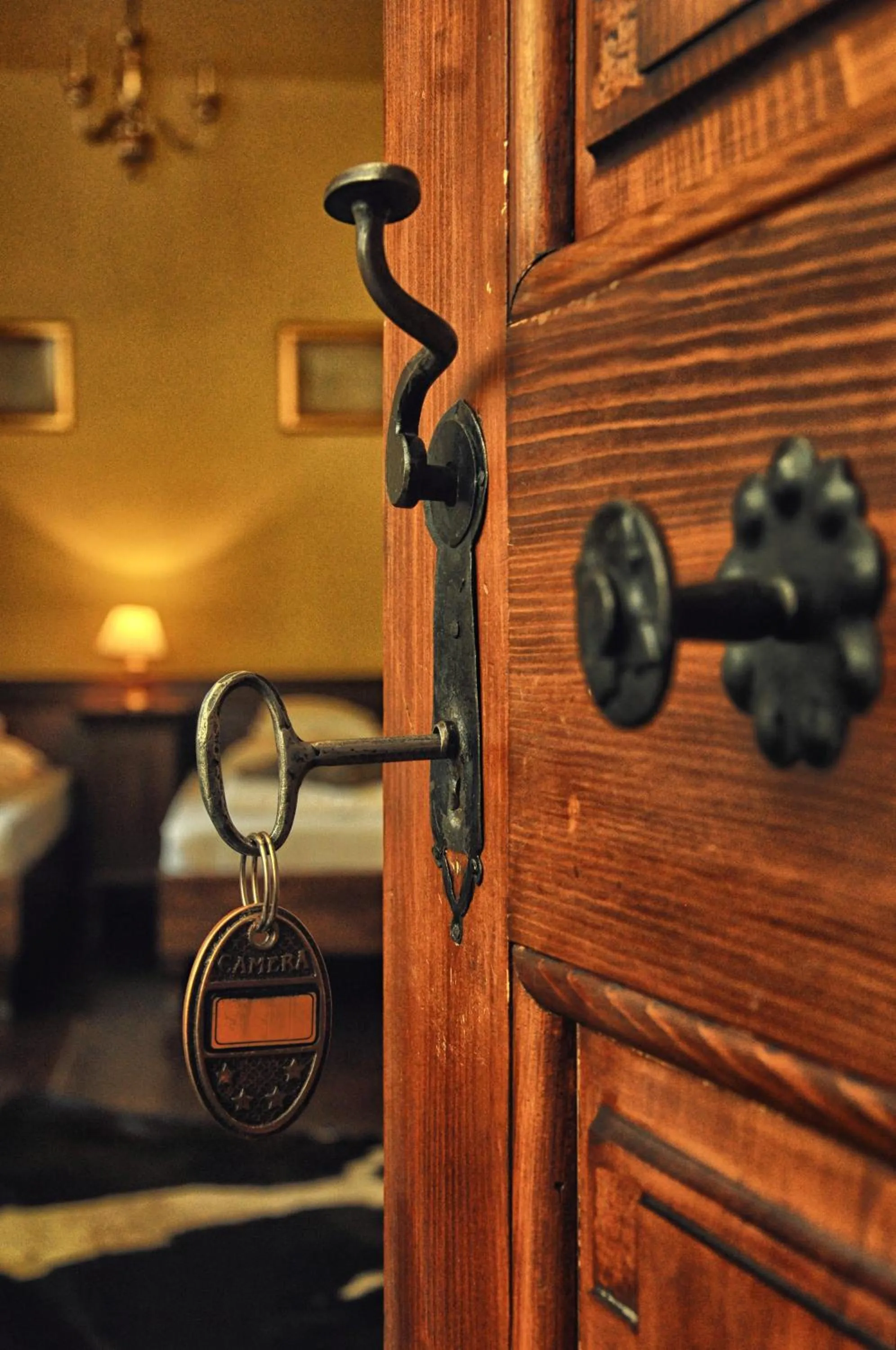 Photo of the whole room in Casa Georgius Krauss Sighisoara