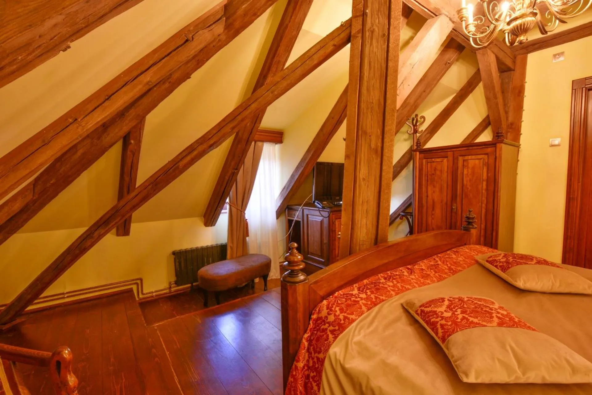 Decorative detail, Bed in Casa Georgius Krauss Sighisoara