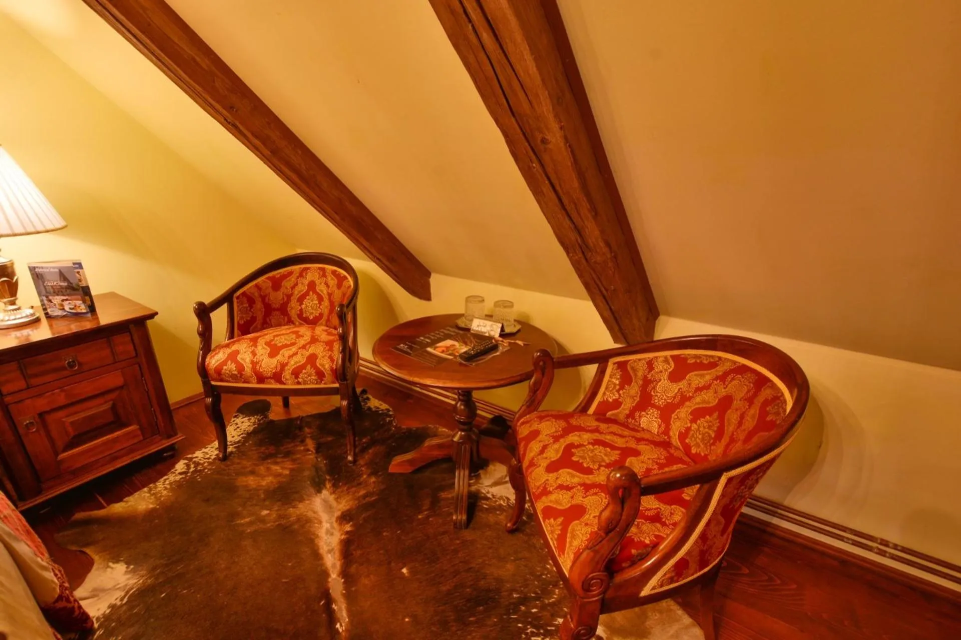 Seating area in Casa Georgius Krauss Sighisoara