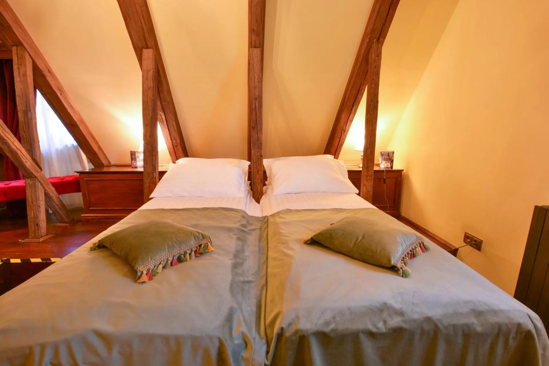 Bed in Casa Georgius Krauss Sighisoara