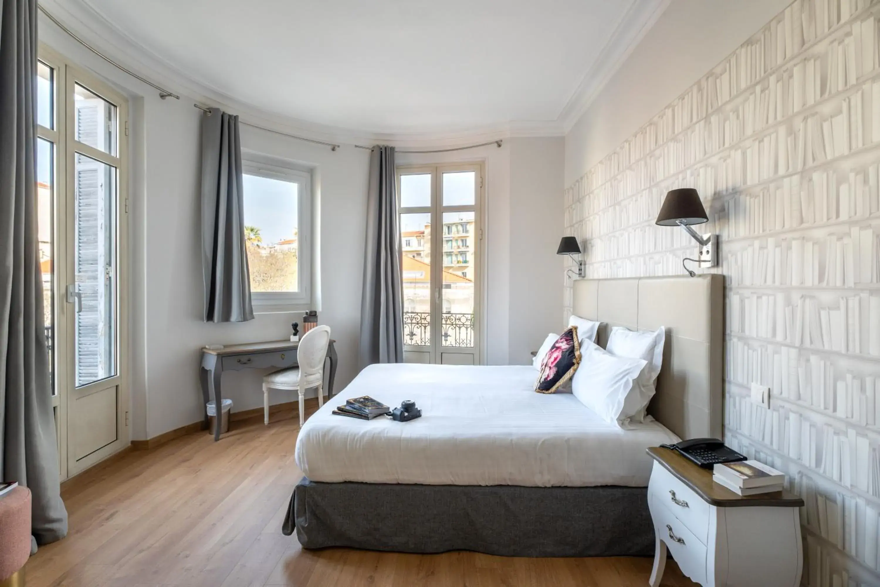 Chambre Rotonde in Hotel La Villa Nice Victor Hugo Chambre Rotonde in Hotel La Villa Nice Victor Hugo