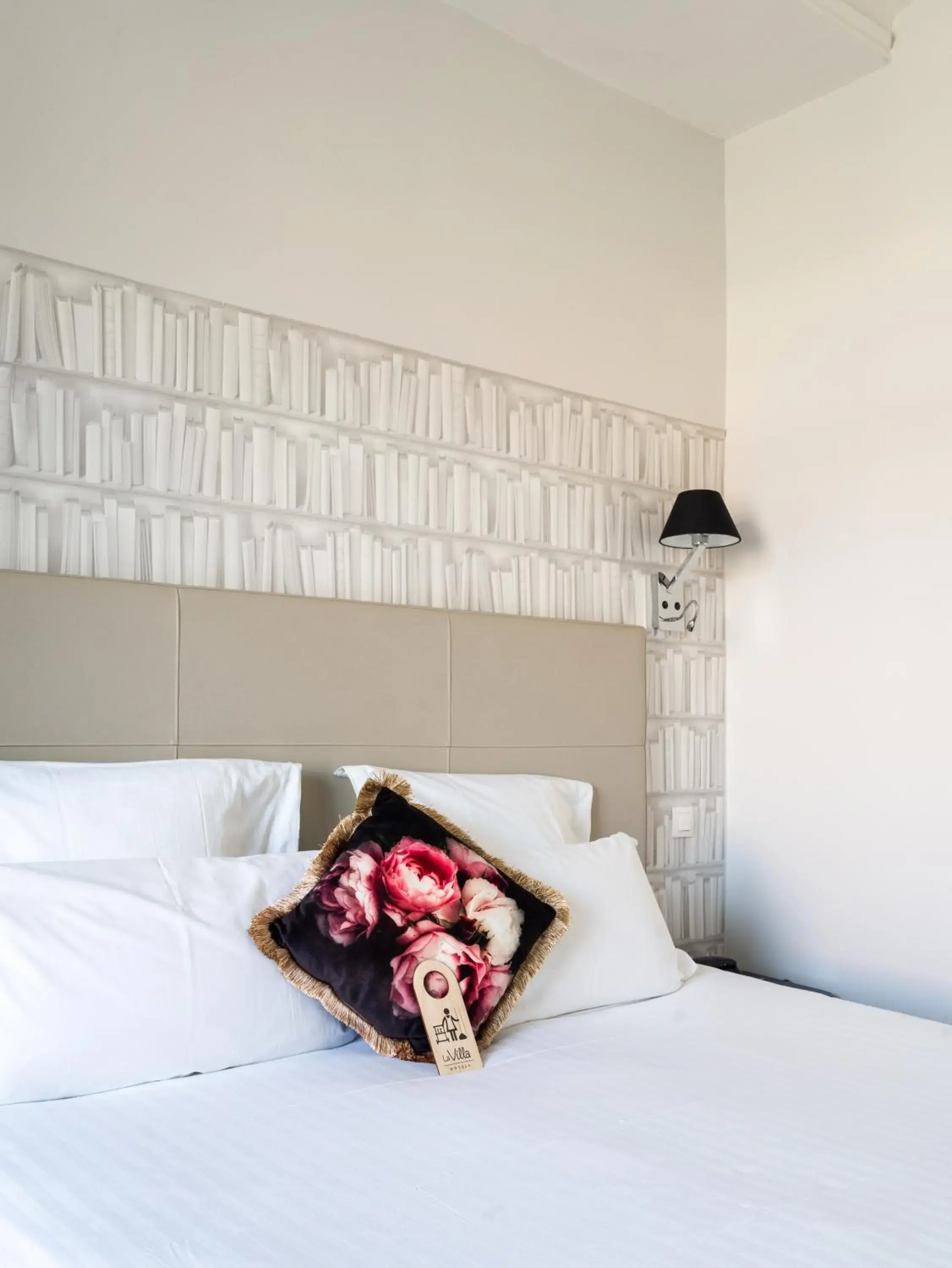 Standard Double Room in Hotel La Villa Nice Victor Hugo Standard Double Room in Hotel La Villa Nice Victor Hugo