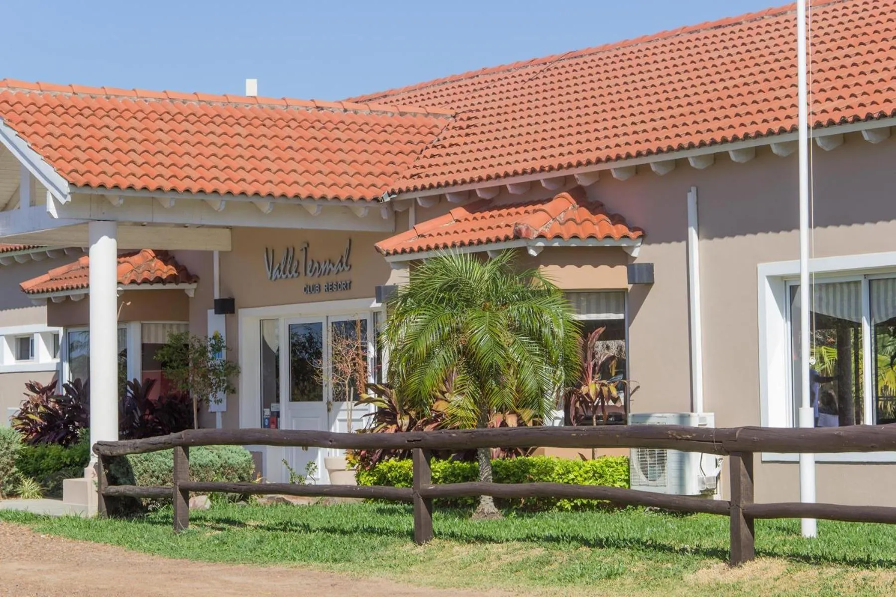 Staff in Club Valle Termal Resort