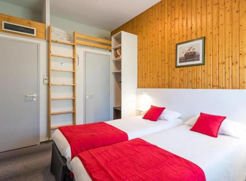 Bed in Fasthotel Thones