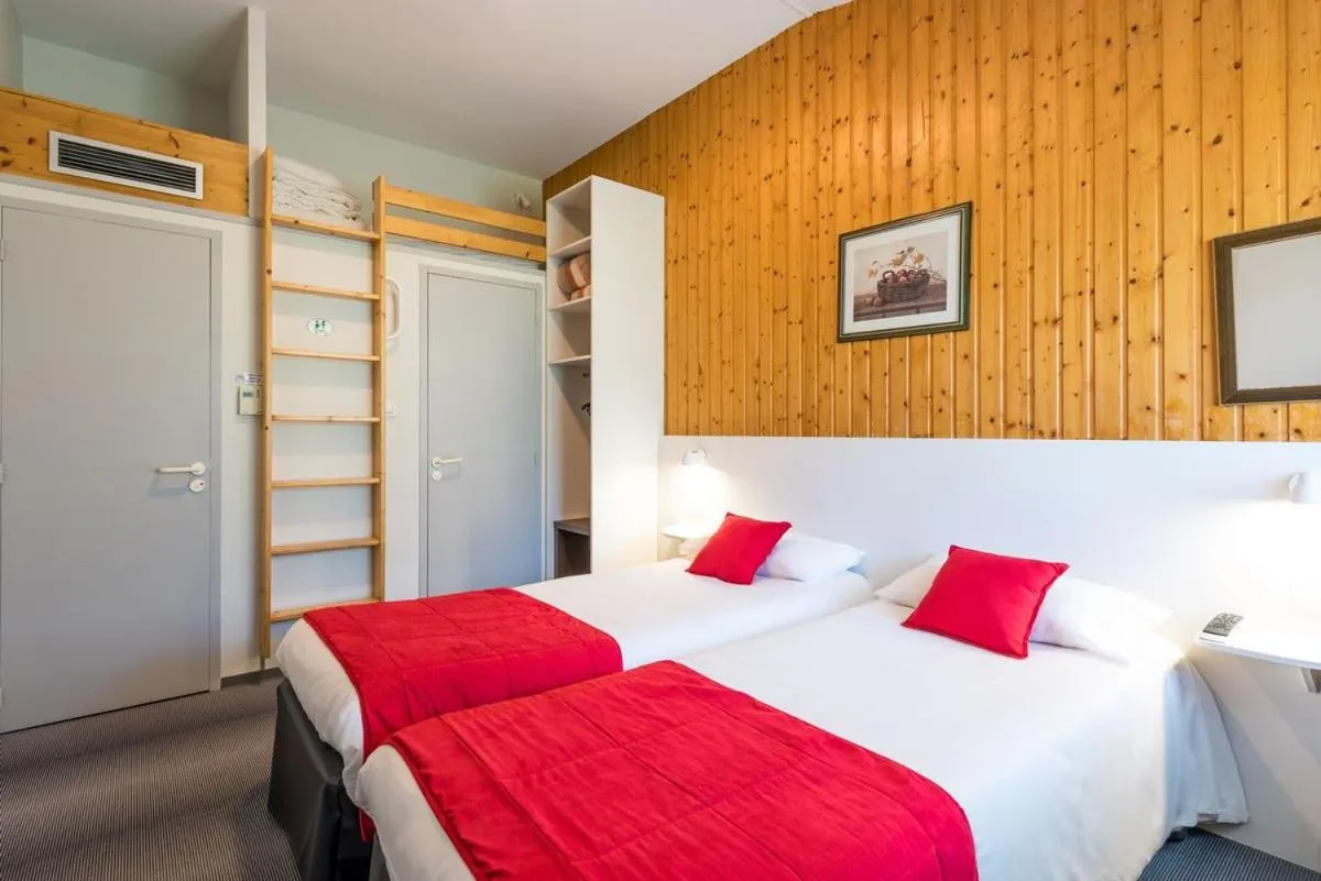 Bed in Fasthotel Thones