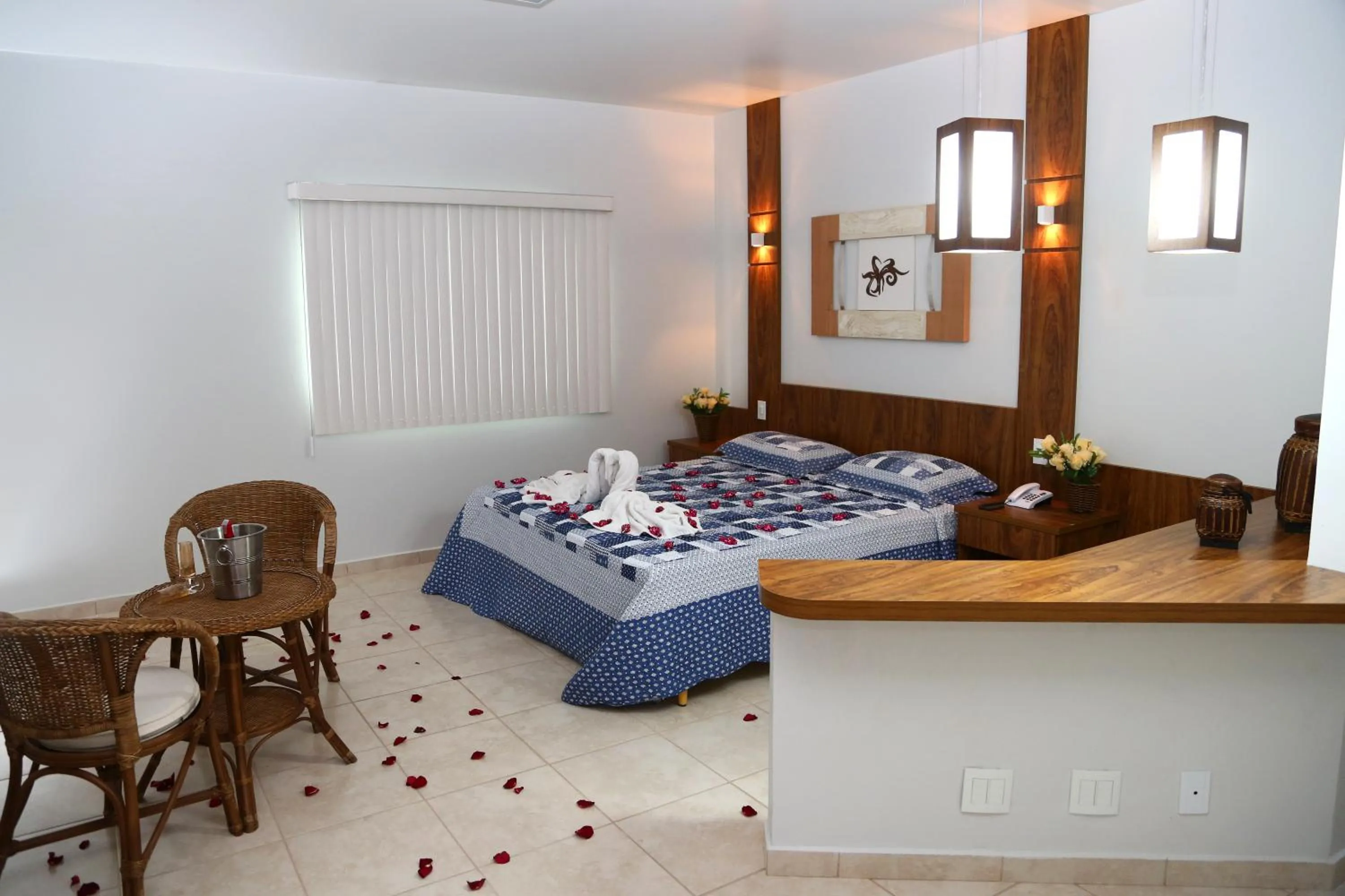 Bed in Monte Castro Executive Hotel