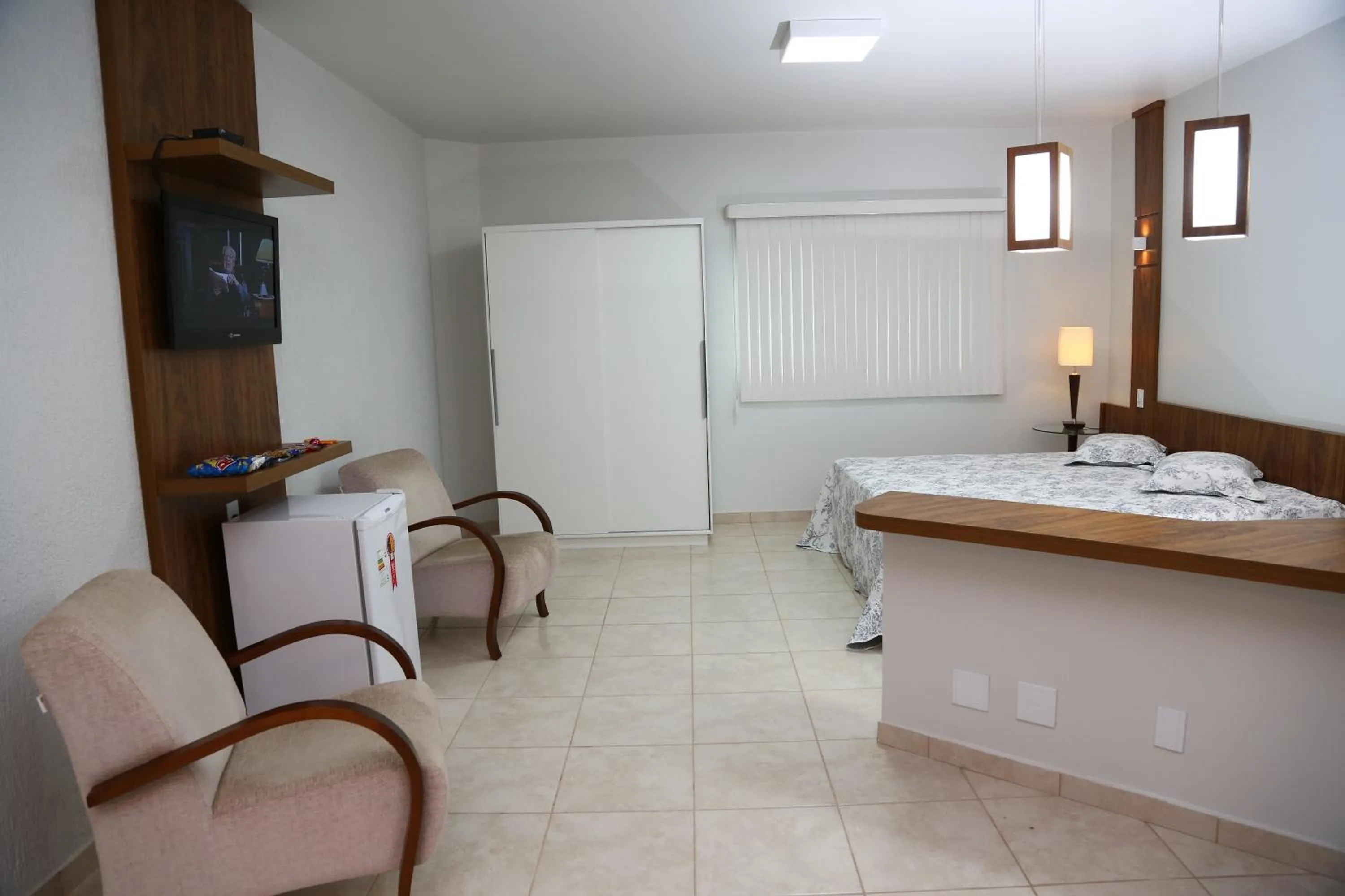 Photo of the whole room in Monte Castro Executive Hotel