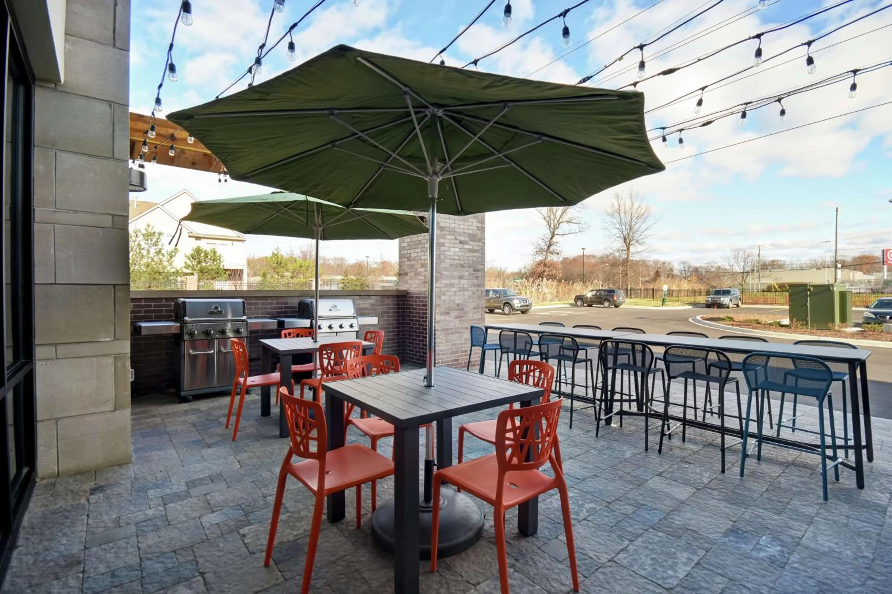 Patio in Home2 Suites By Hilton Taylor Detroit