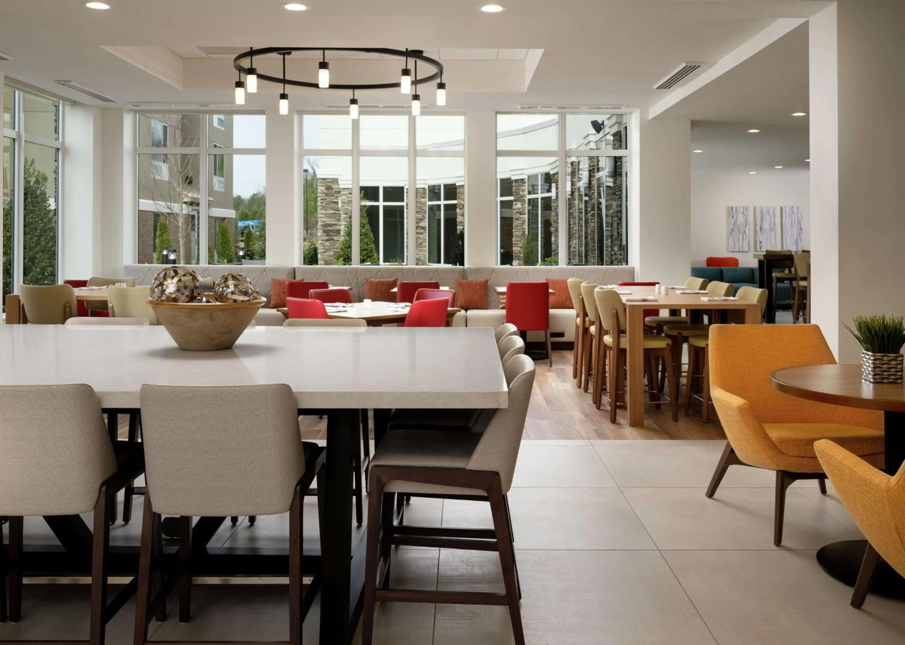 Restaurant/places to eat in Hilton Garden Inn Olive Branch, Ms