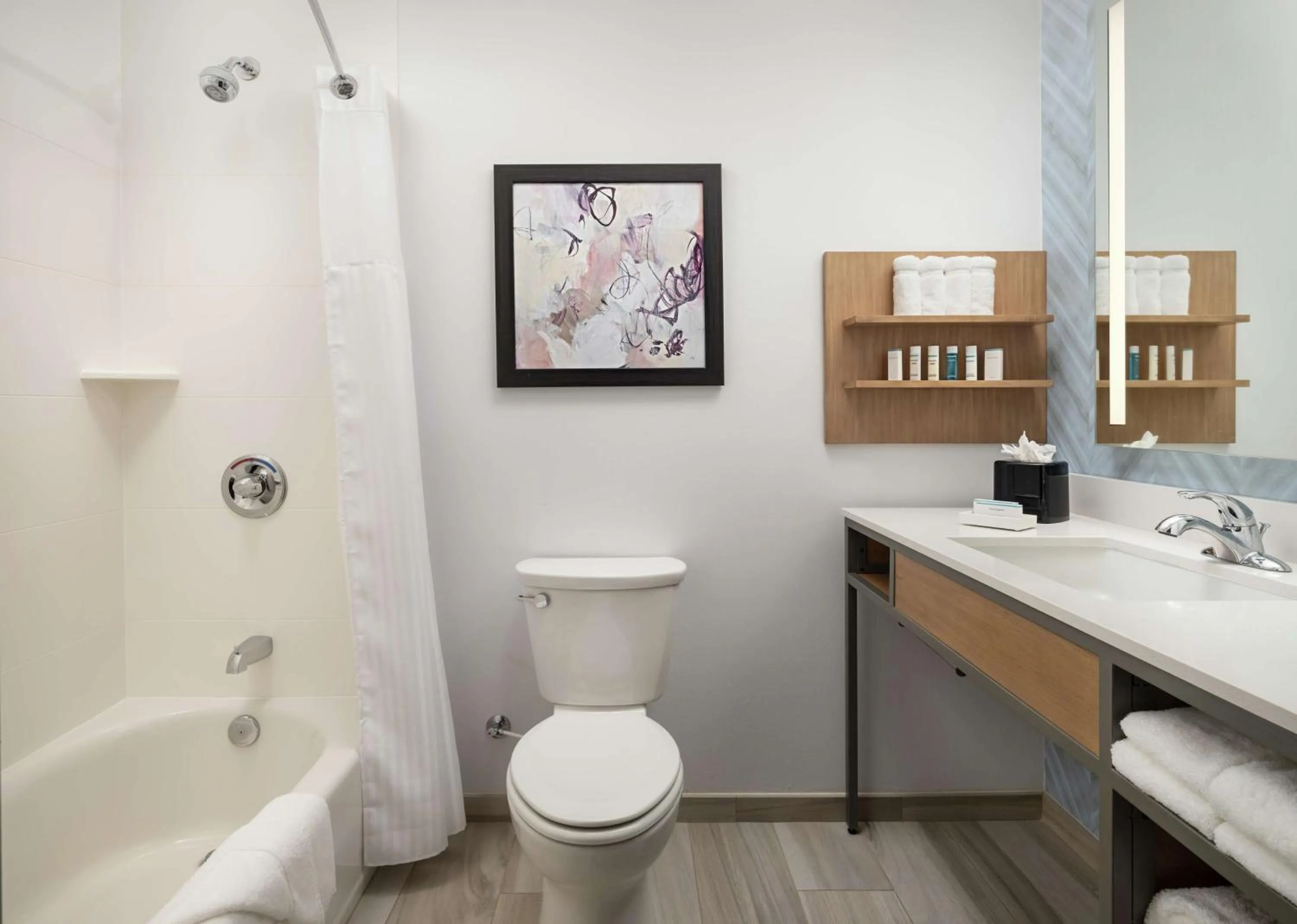 Bathroom in Hilton Garden Inn Olive Branch, Ms