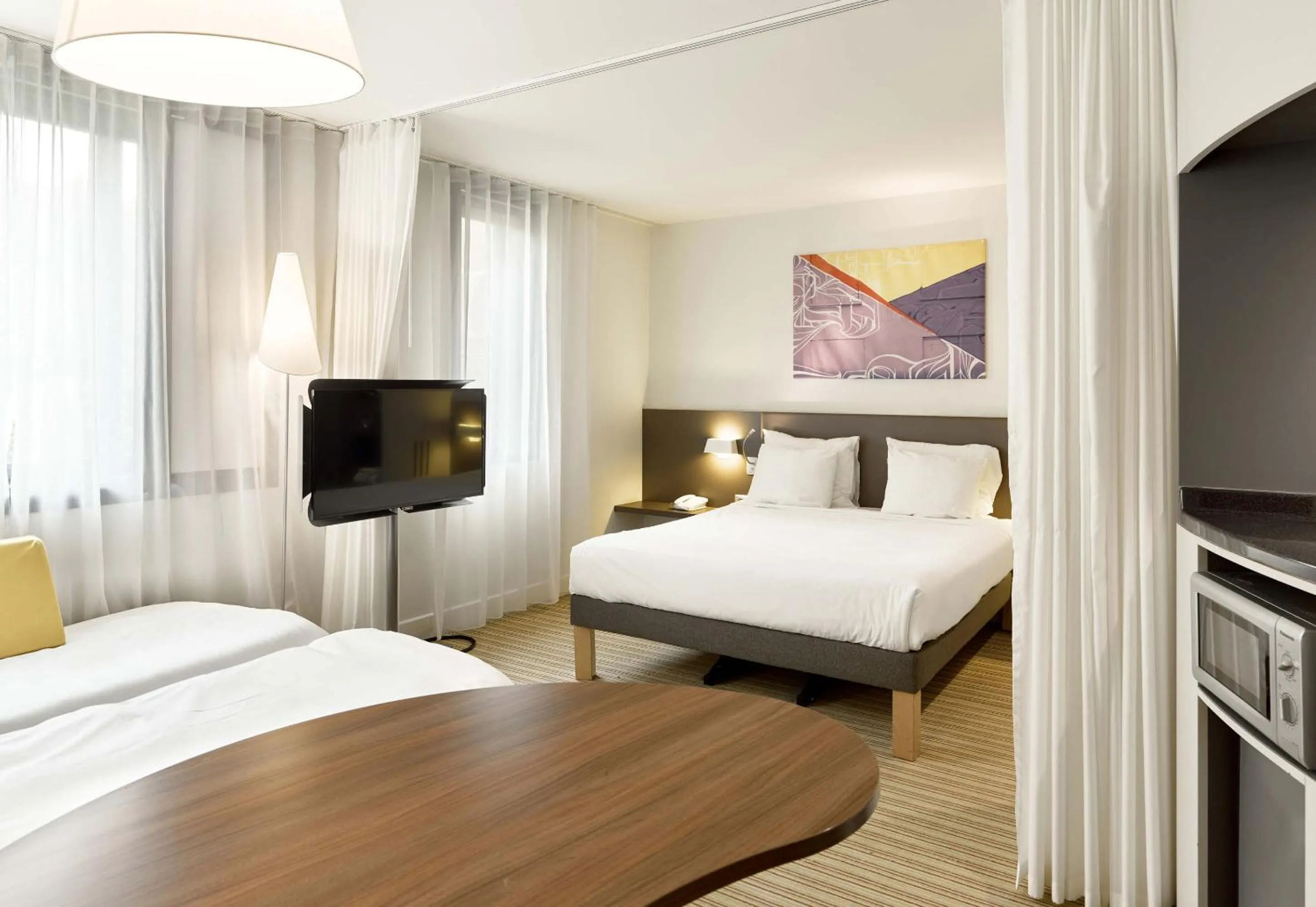 Photo of the whole room, Bed in B&B HOTEL Paris Grand Roissy CDG Aéroport 4 étoiles