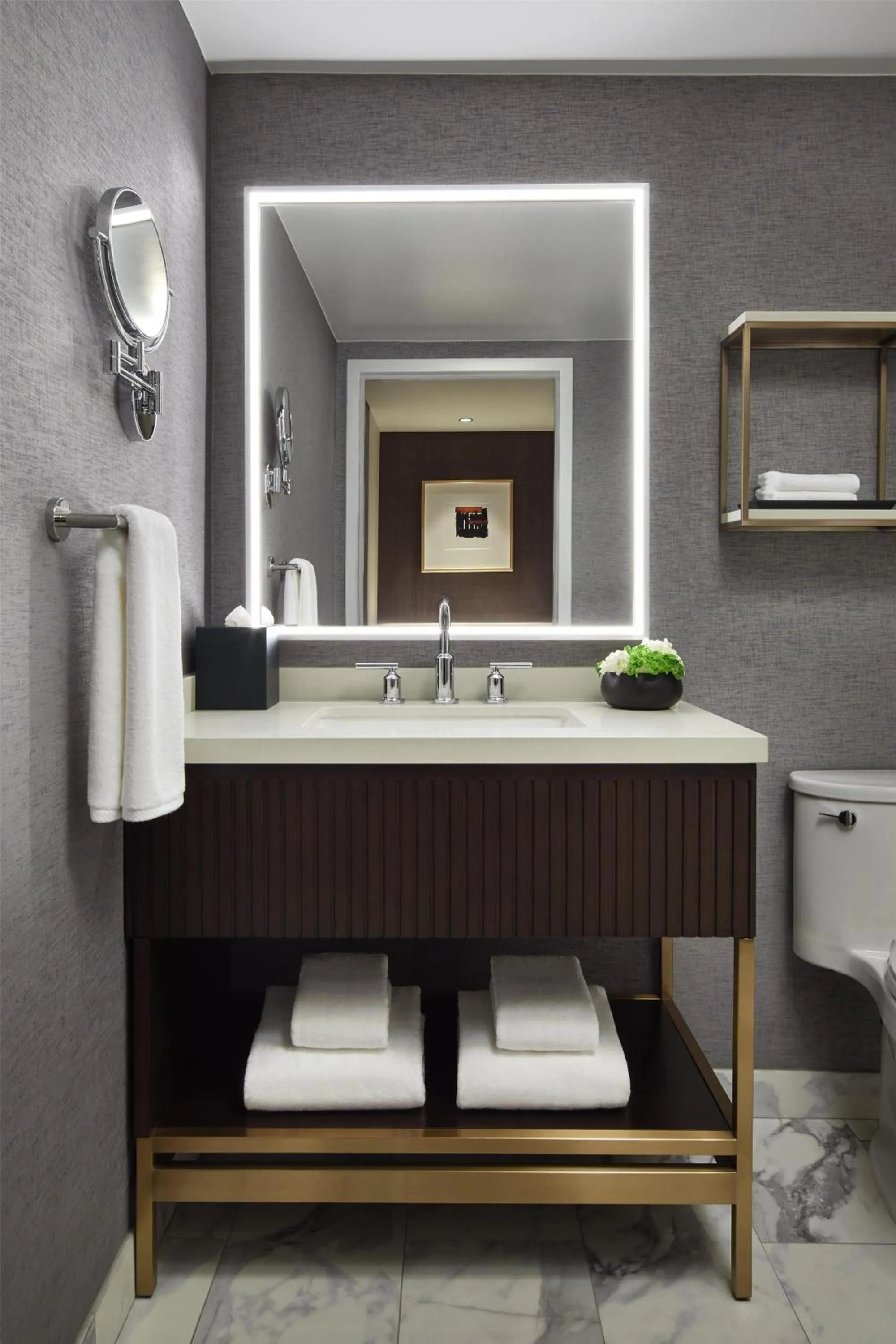 Bathroom in Grand Hyatt Washington