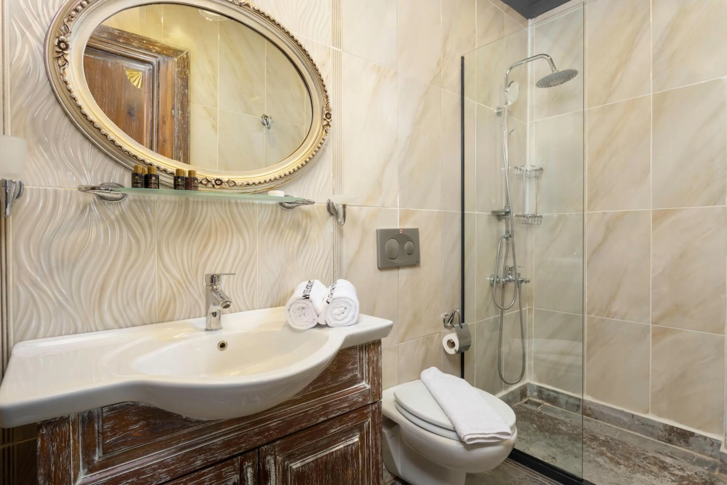 Bathroom in Wonder Wood Hotel