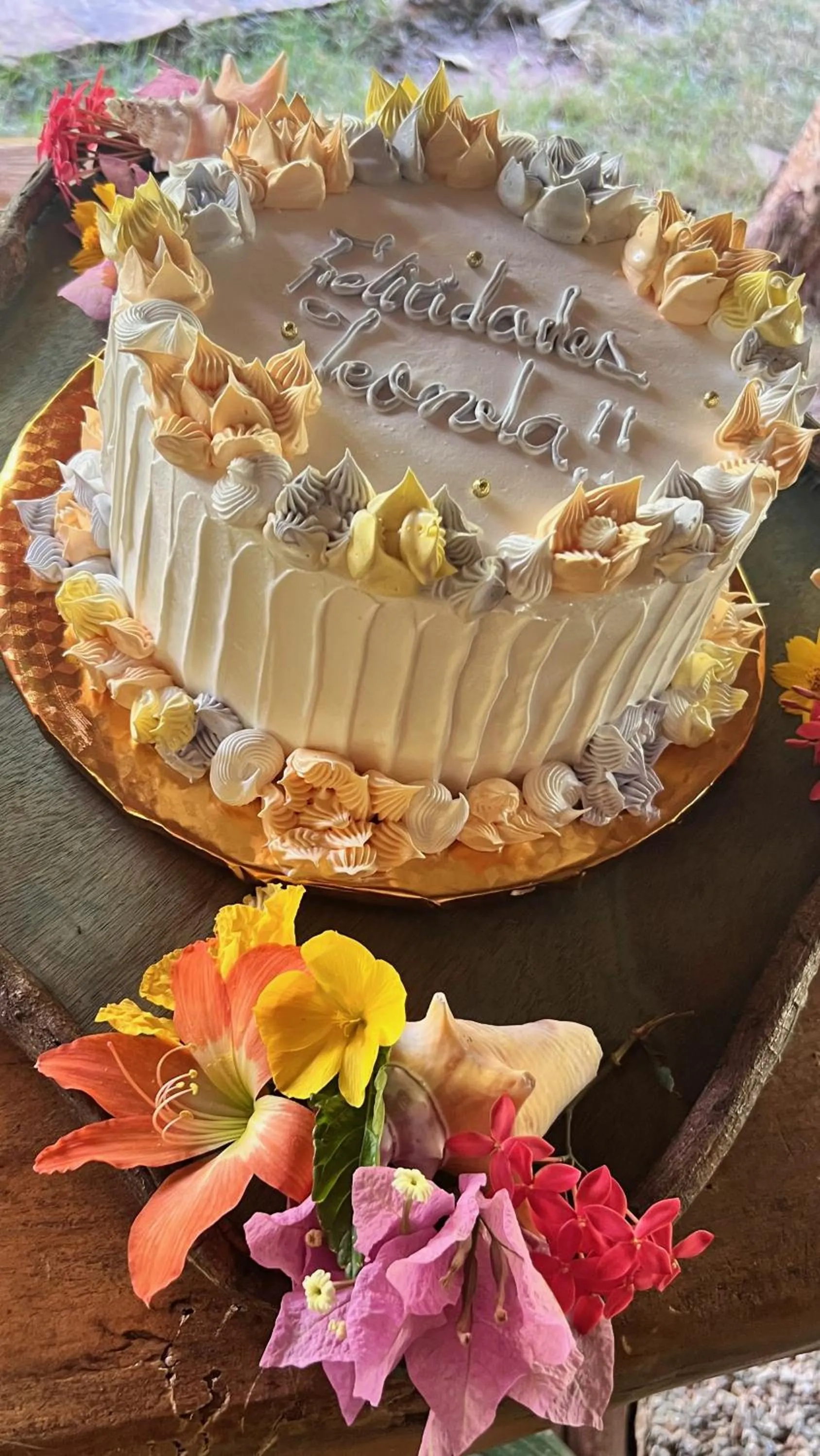 Food and drinks in CHALET TROPICAL Hotel & Restaurant-Pizzeria