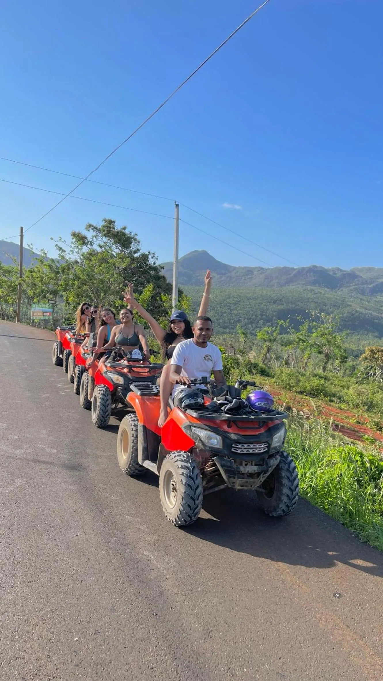 CHALET TROPICAL Hotel & Restaurant-Pizzeria