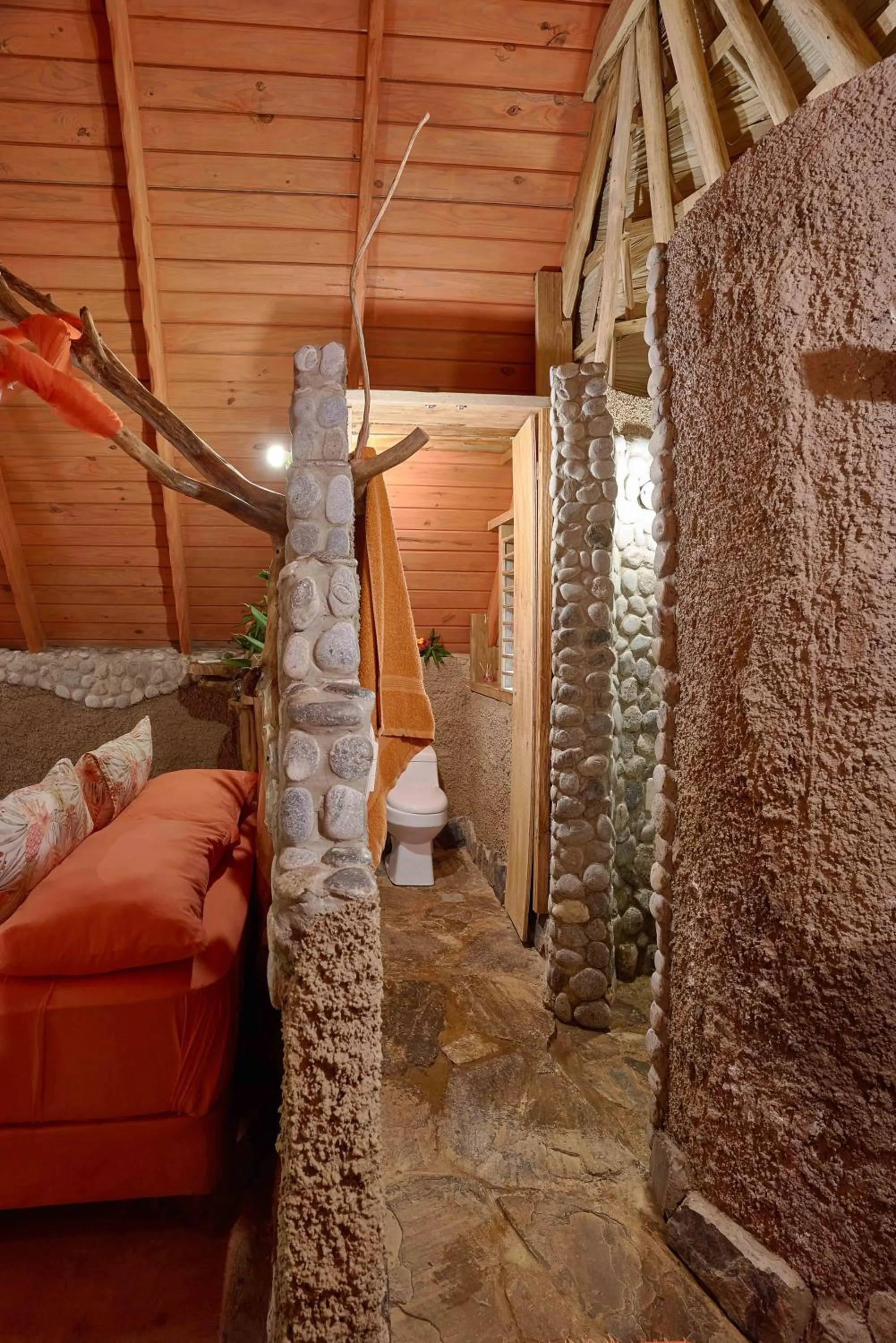 CHALET TROPICAL Hotel & Restaurant-Pizzeria