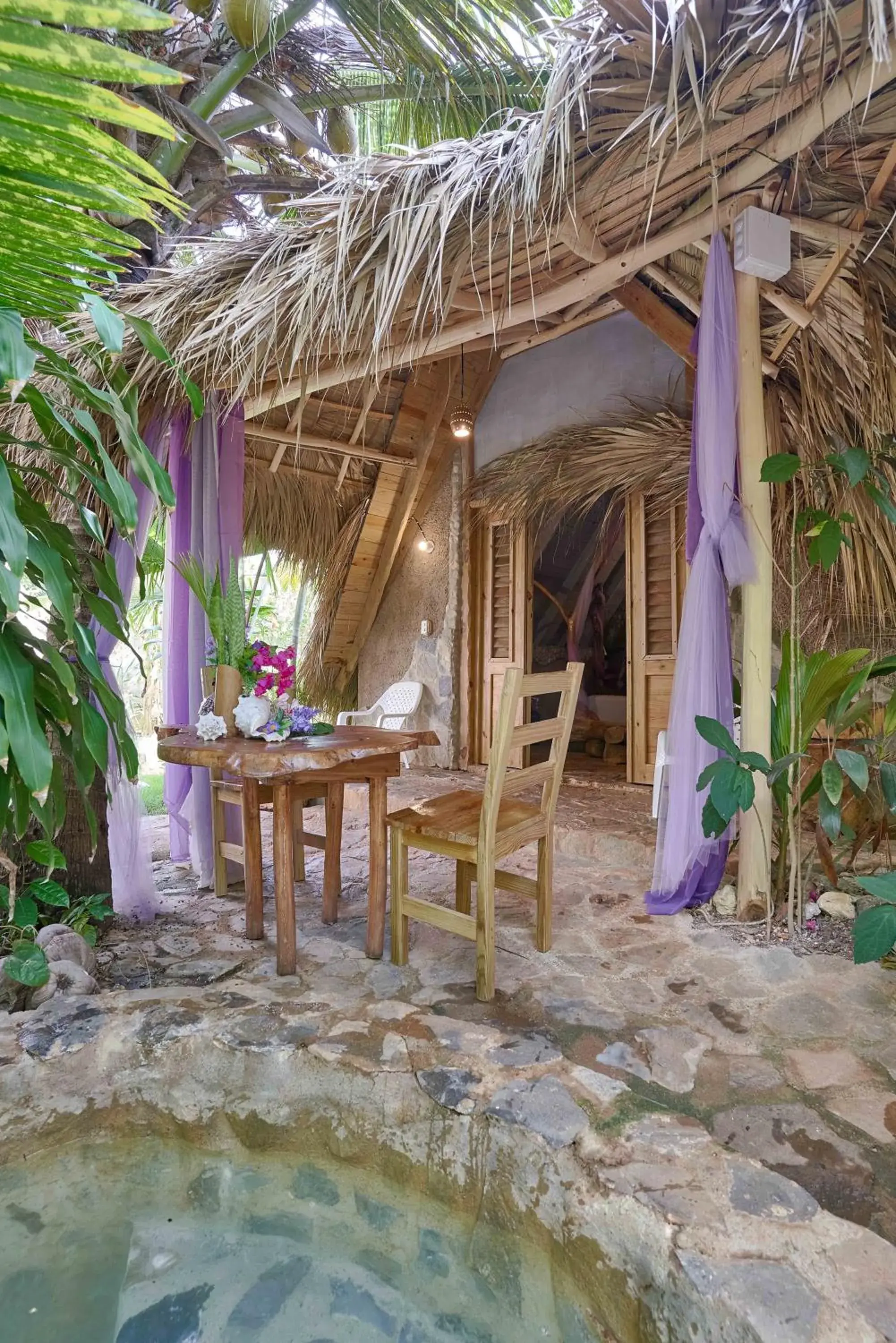 One-Bedroom Bungalow - single occupancy in CHALET TROPICAL Hotel & Restaurant-Pizzeria One-Bedroom Bungalow - single occupancy in CHALET TROPICAL Hotel & Restaurant-Pizzeria