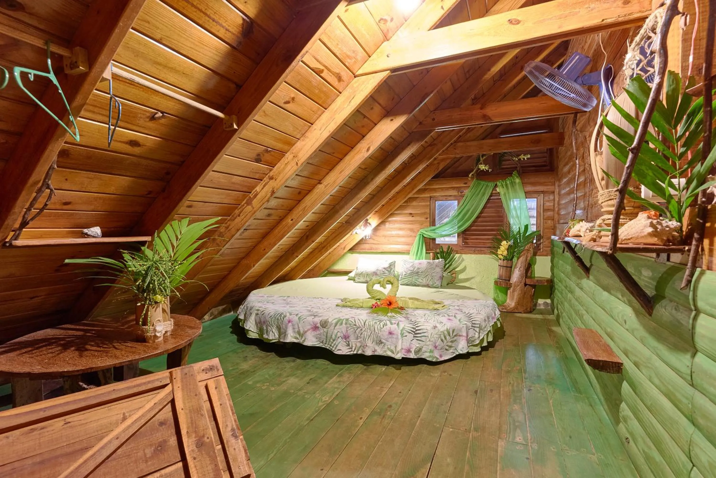 Bedroom, Bed in CHALET TROPICAL Hotel & Restaurant-Pizzeria