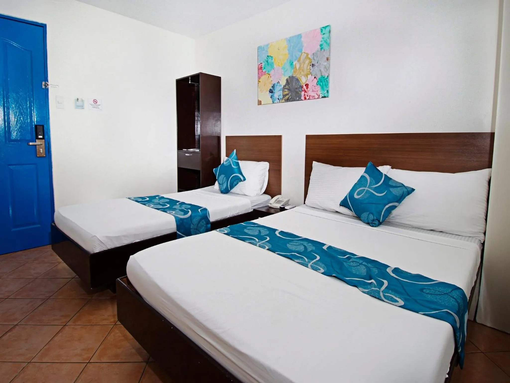 Bed in Skyblue Hotel