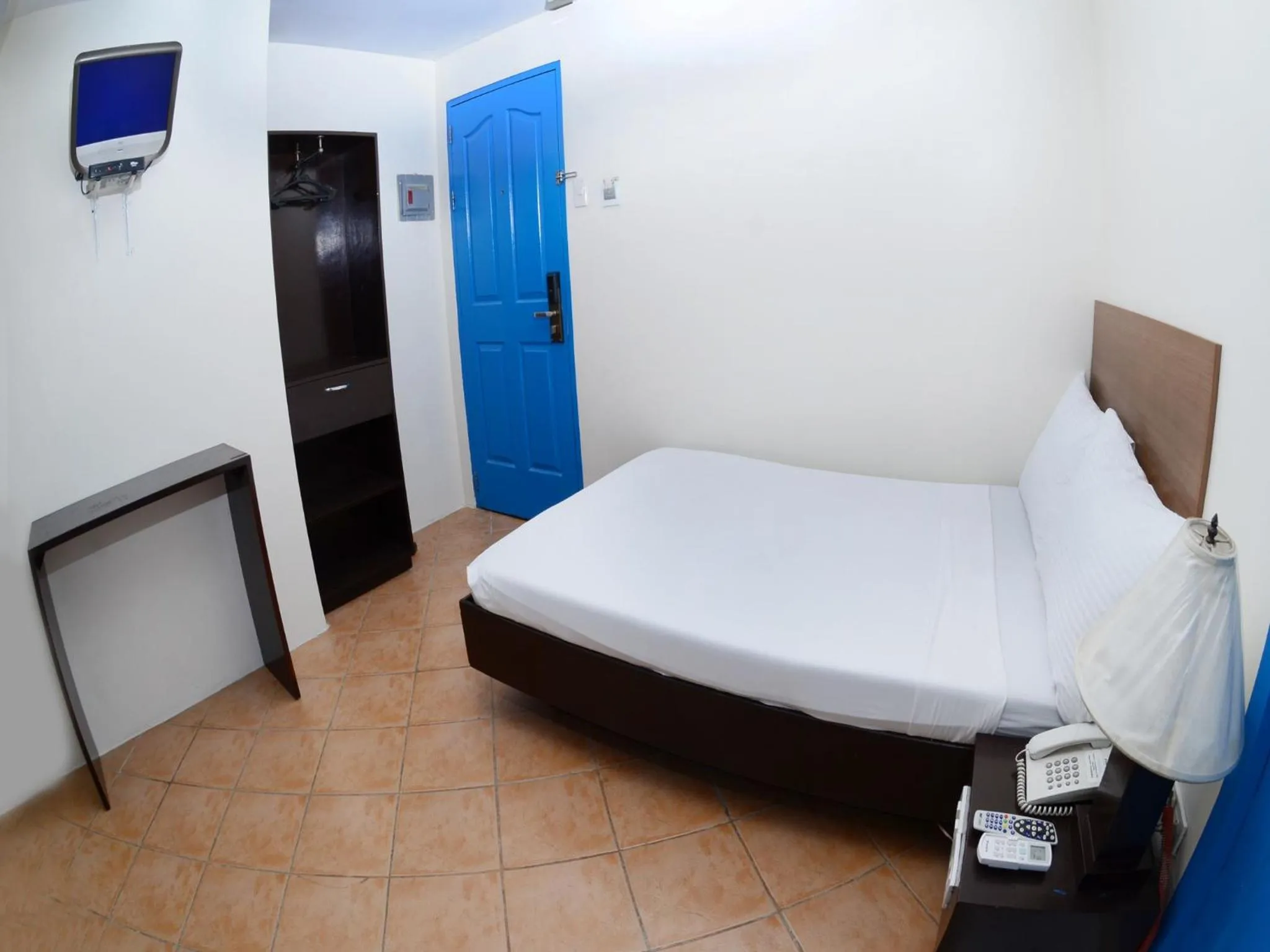 Bed in Skyblue Hotel