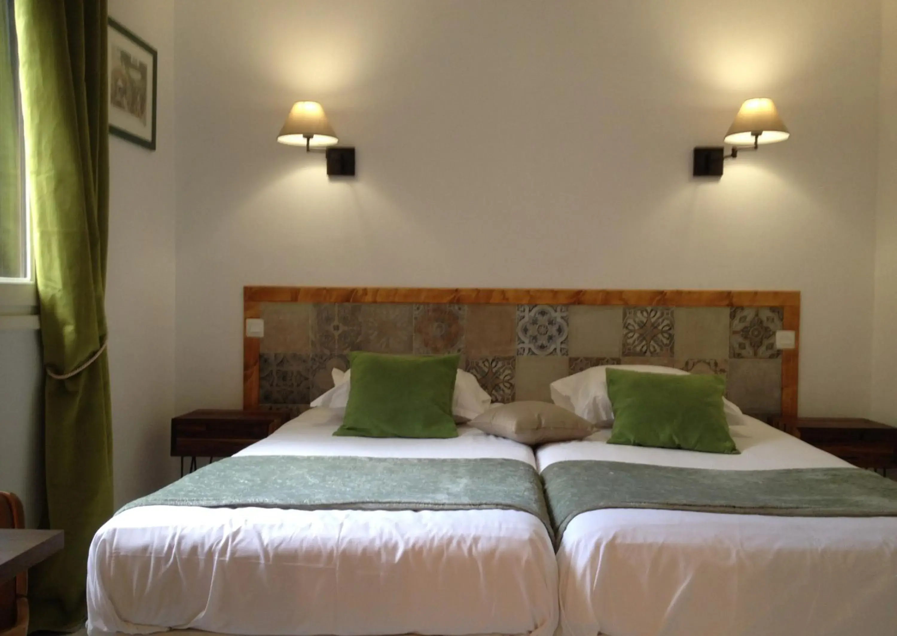 Standard Twin Room in La Picholine en Provence Standard Twin Room in La Picholine en Provence