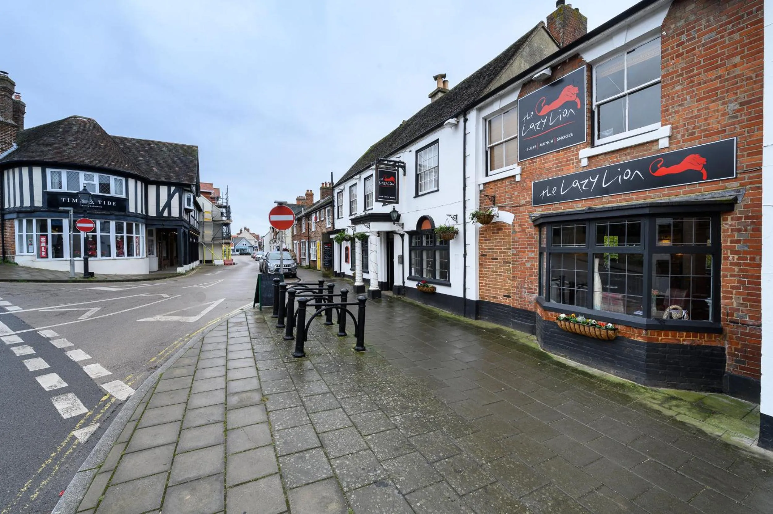 Property building in THE LAZY LION