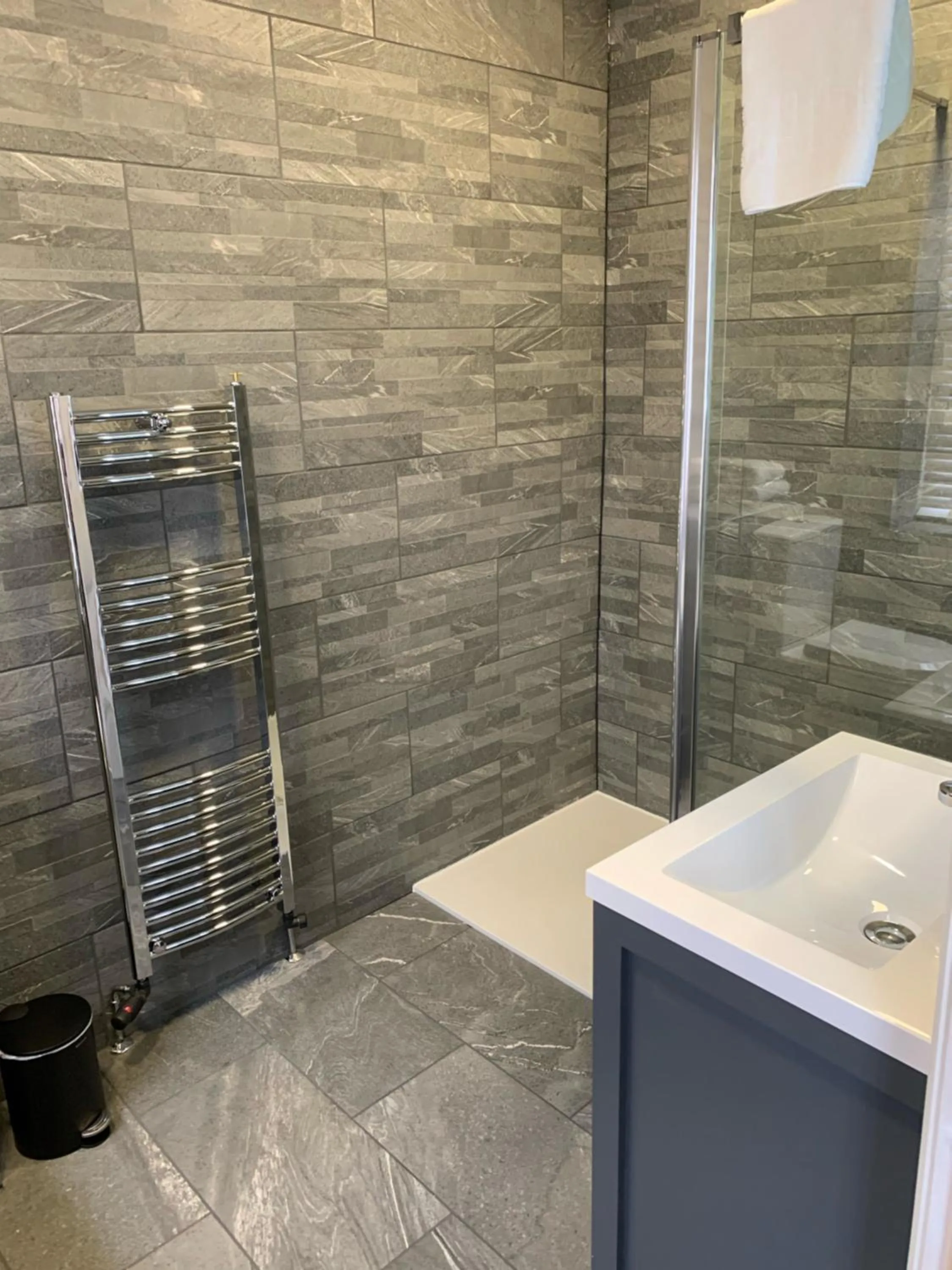 Bathroom in THE LAZY LION