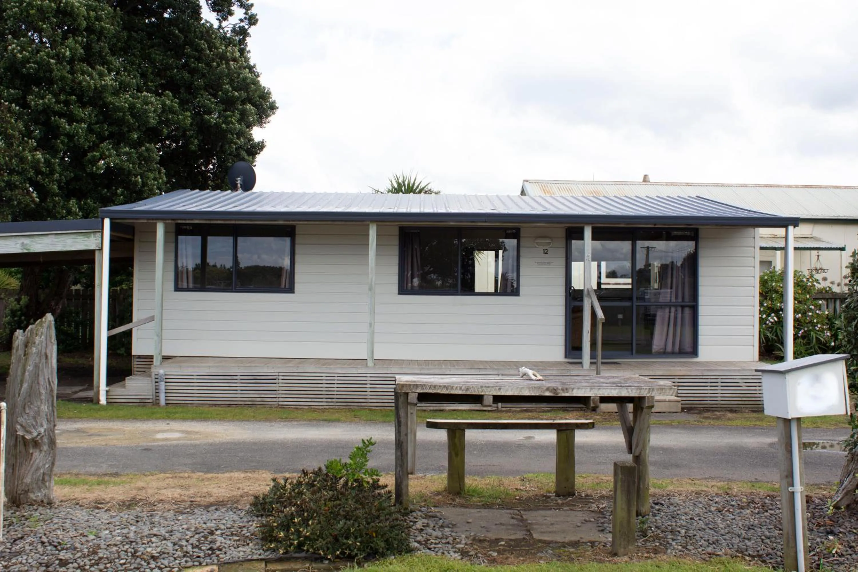 Property building in Whanganui Seaside Holiday Park