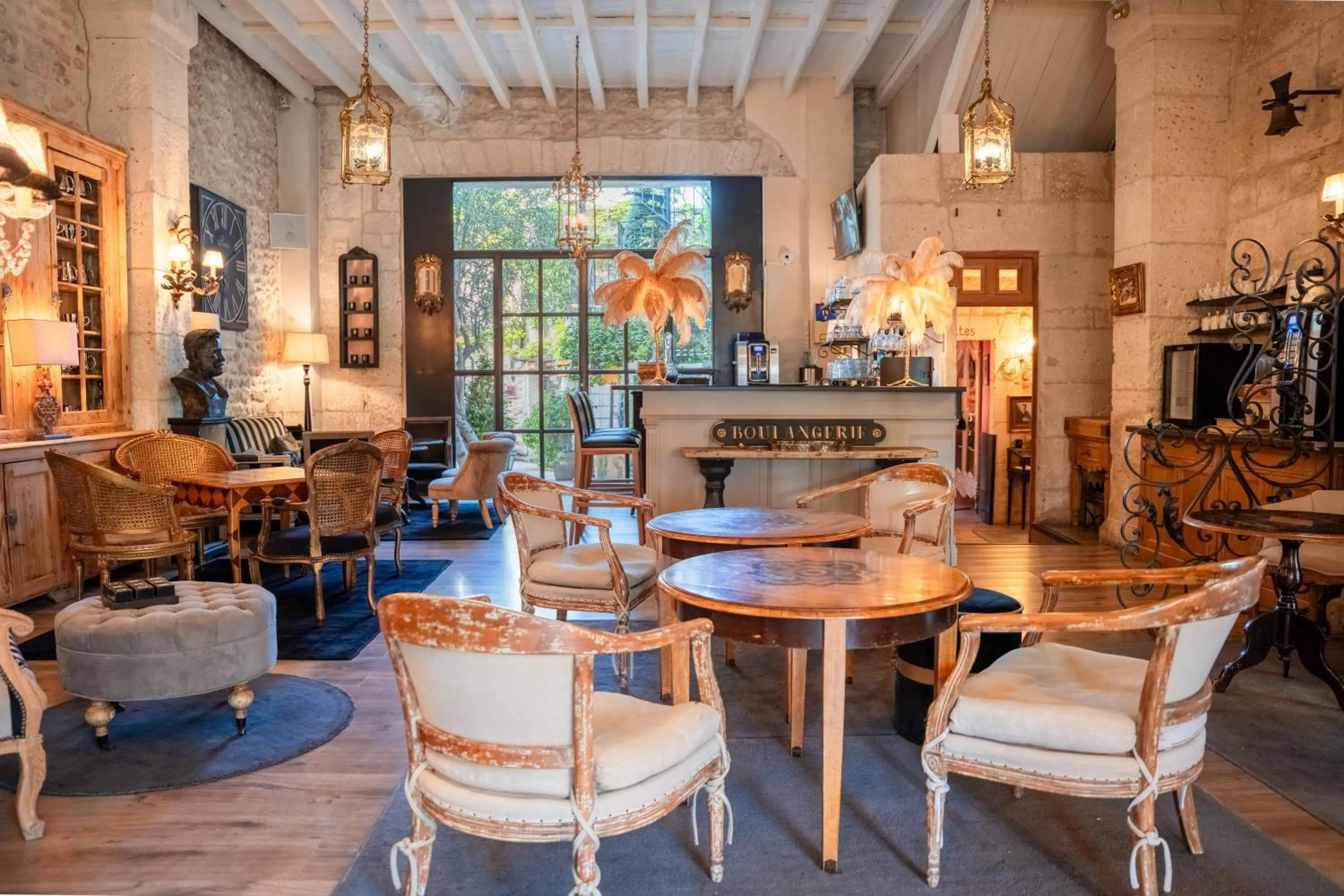 Lounge or bar in Hôtel Gounod